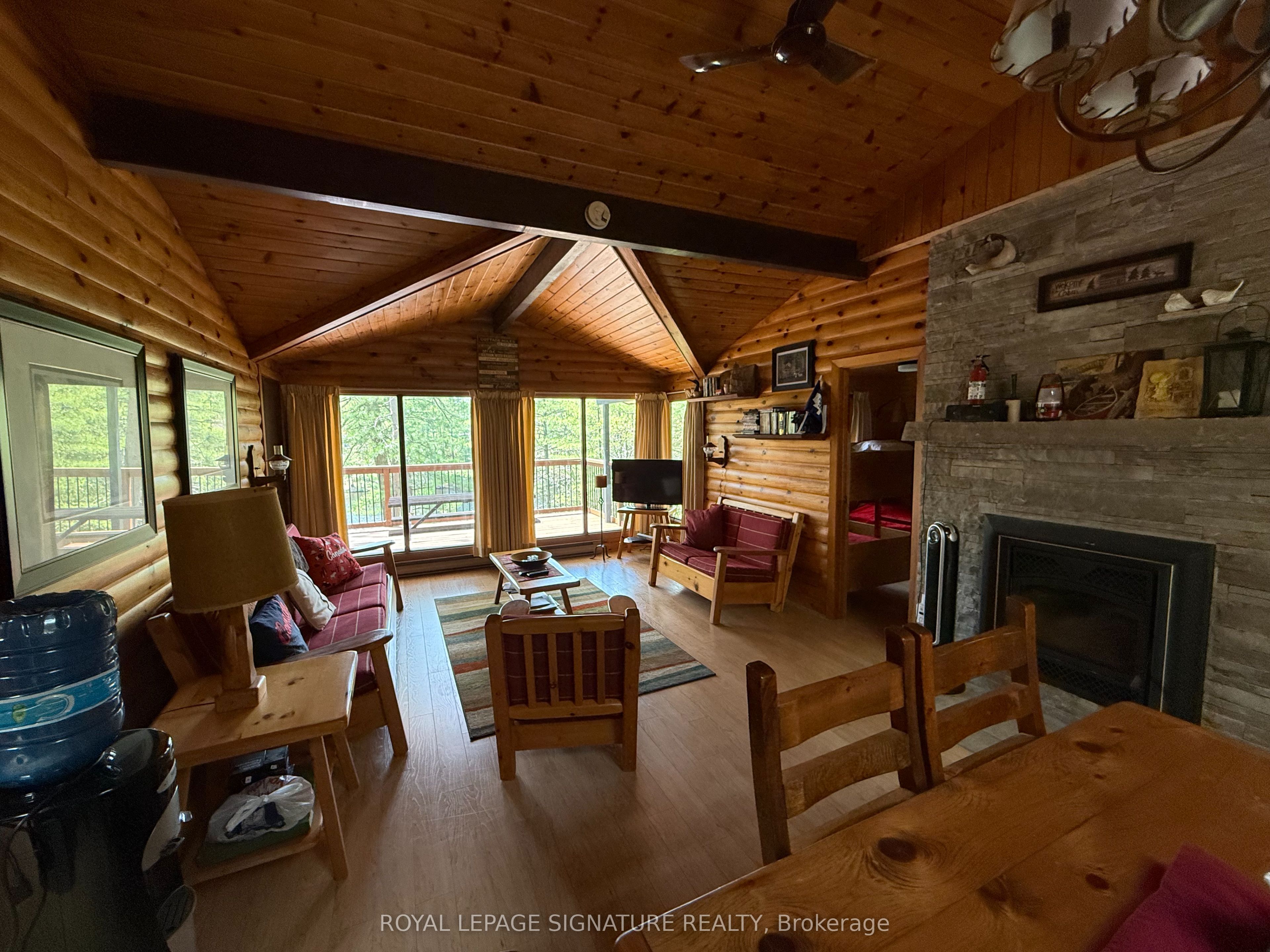 1743 North Muldrew Lake Road, Gravenhurst, ON P1P 1R2 photo 2