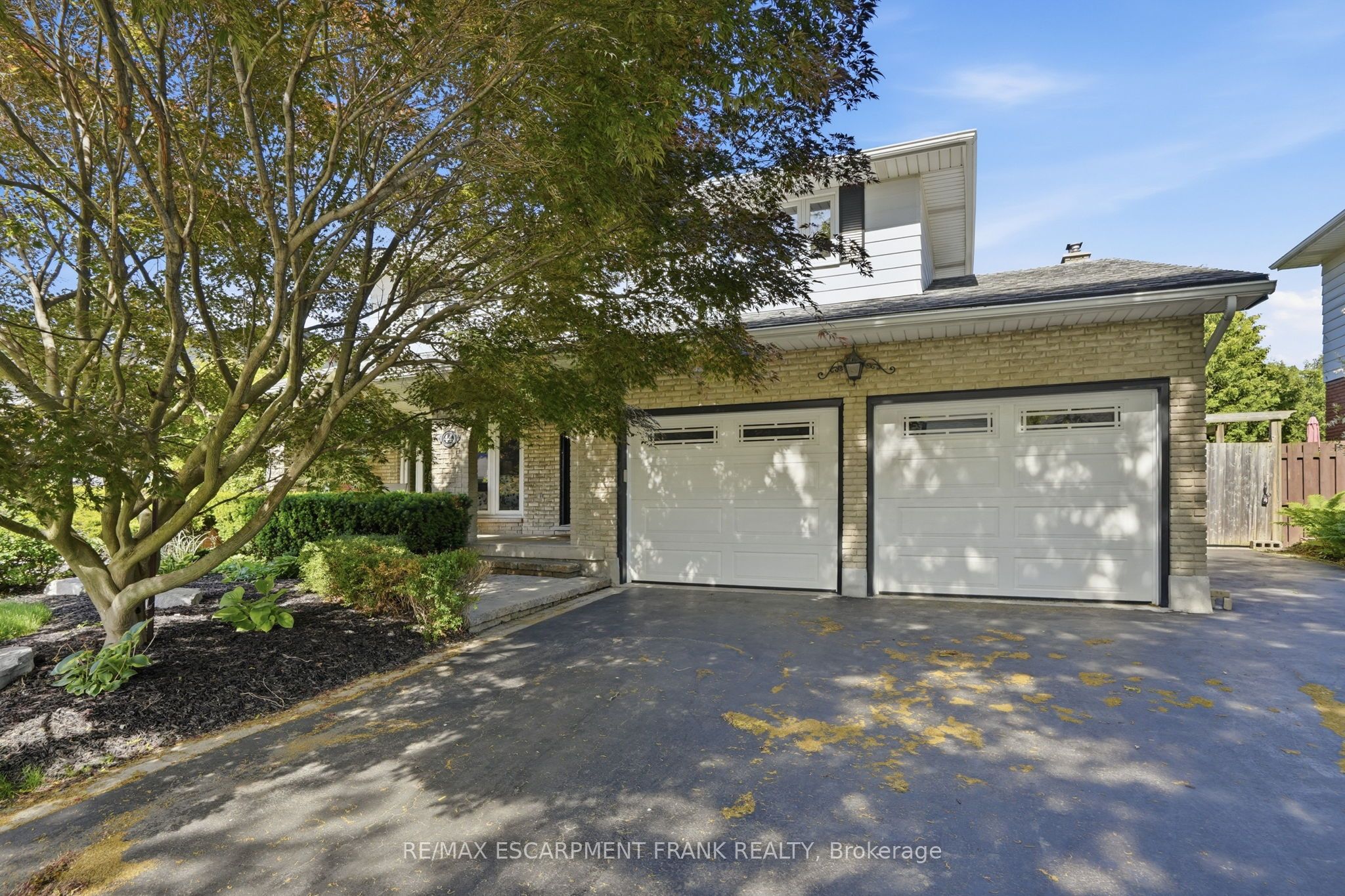 44 San Paulo Drive, Hamilton, ON L9C 5L2 photo 2