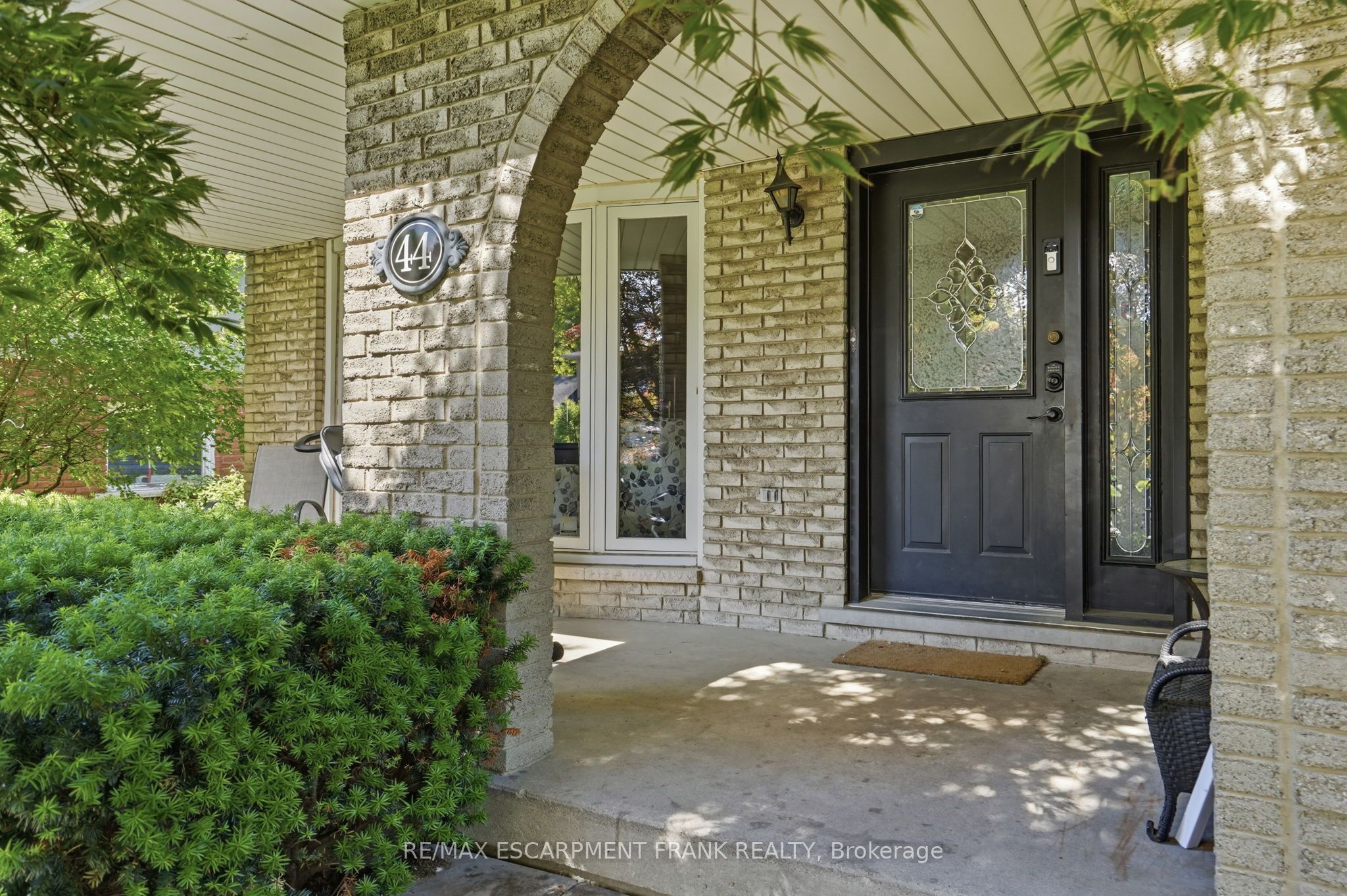 44 San Paulo Drive, Hamilton, ON L9C 5L2 photo 3
