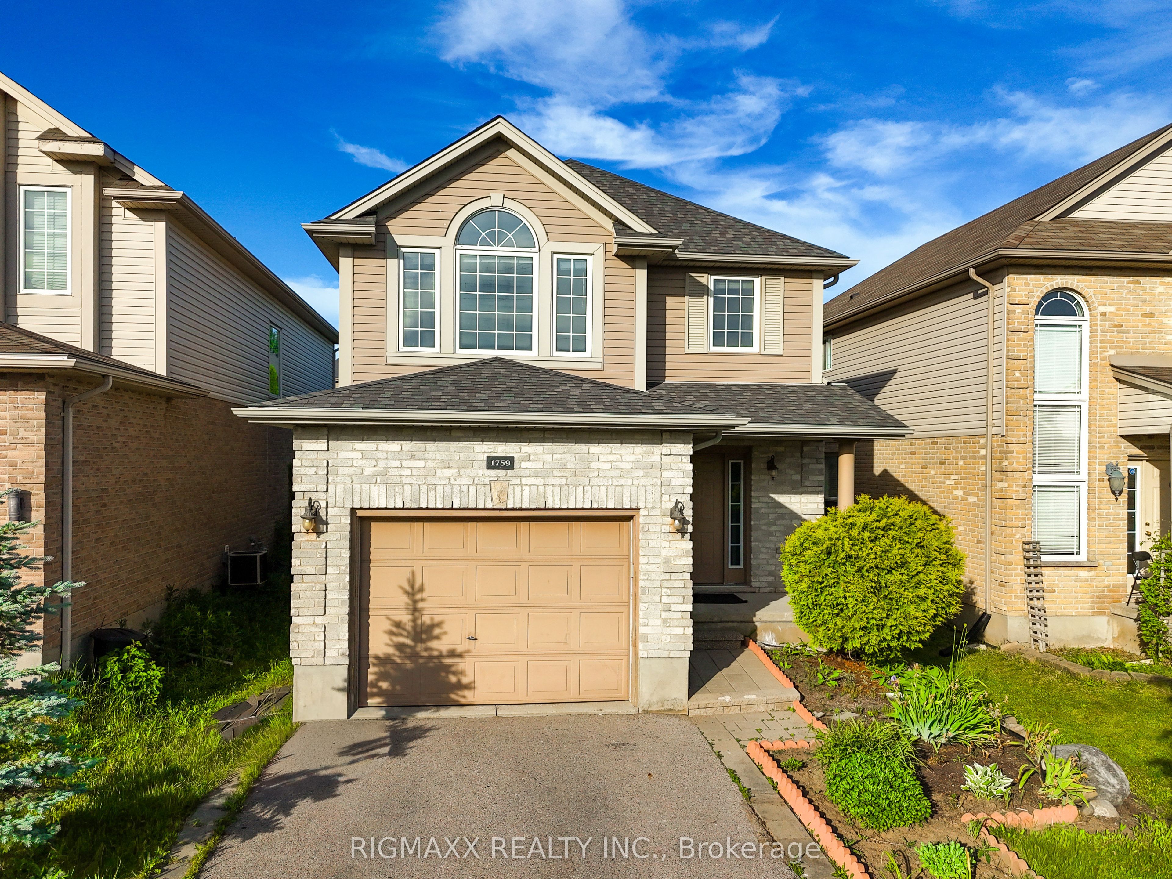 1759 Mickleborough Drive, London North, ON N6G 5R4 photo 2