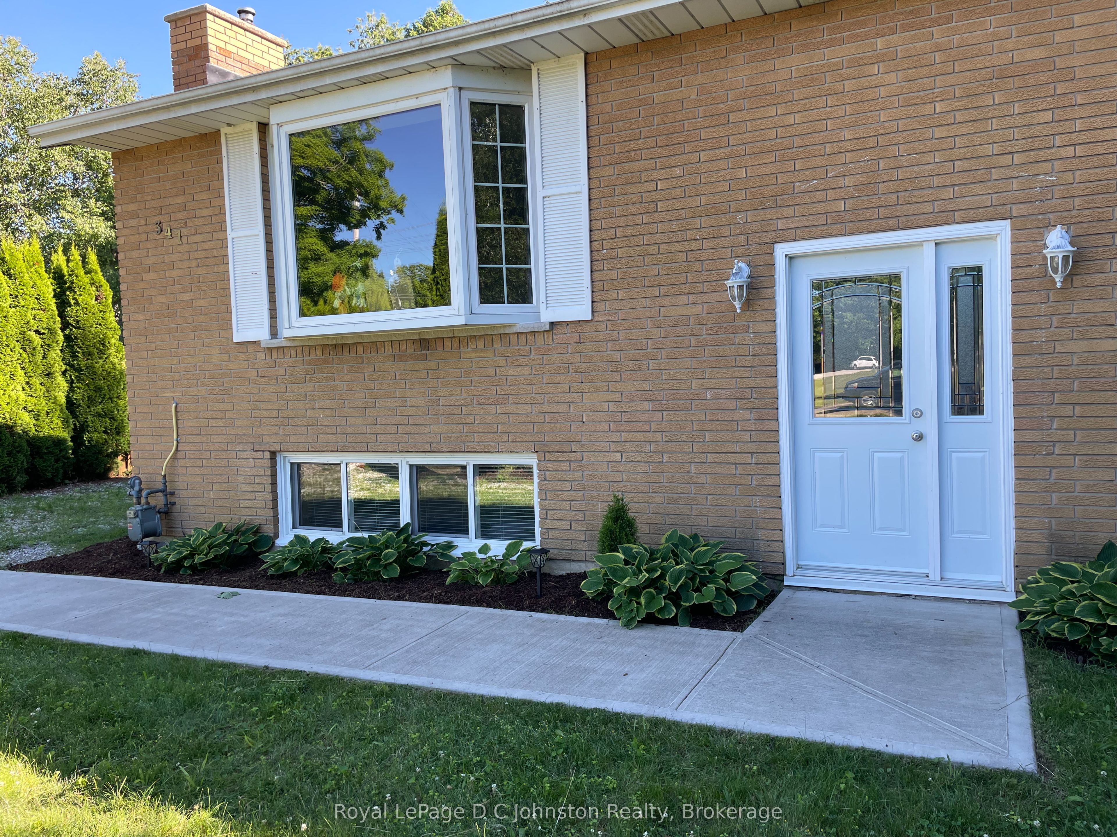 341 Palmerston Street, Saugeen Shores, ON N0H 2L0 photo 3