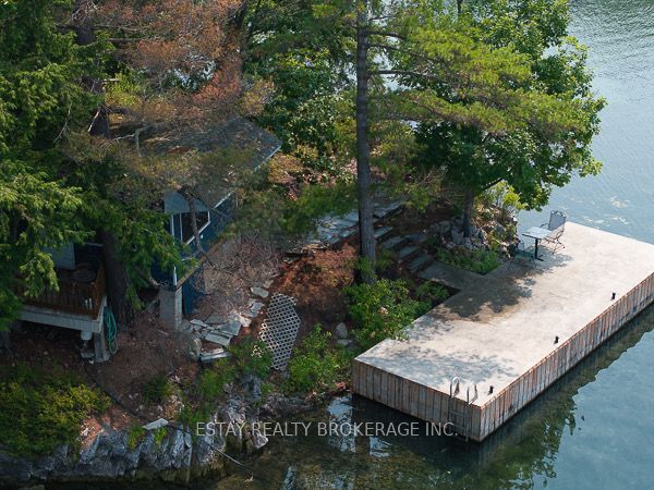 1 Island 60, Leeds and the Thousand Islands, ON K0E 1L0 photo 3