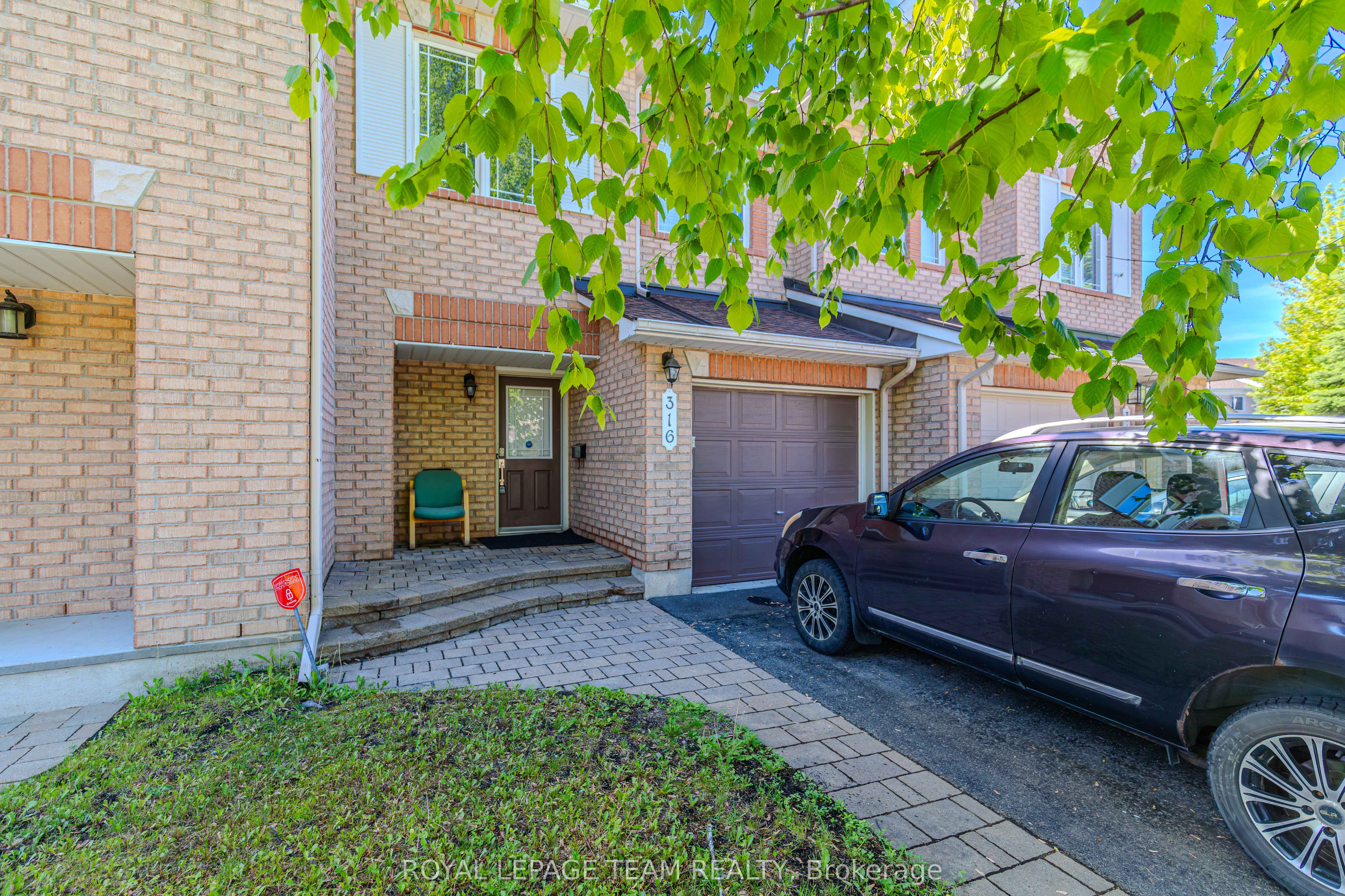 316 BRYARTON Street, Orleans - Convent Glen and Area, ON K1C 7R5 photo 5