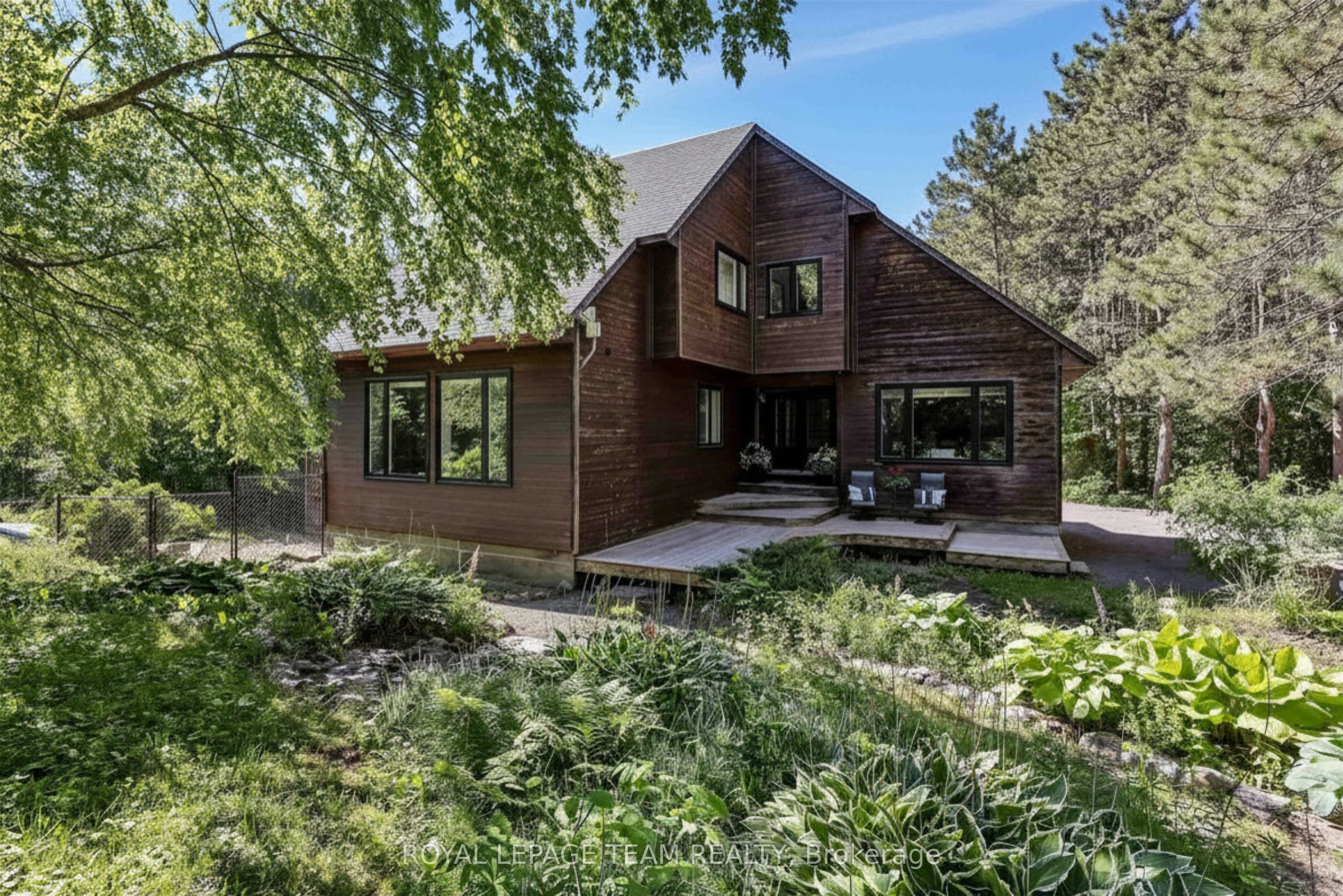 104 Sol Lane, Carp - Dunrobin - Huntley - Fitzroy and Area, ON K0A 3M0