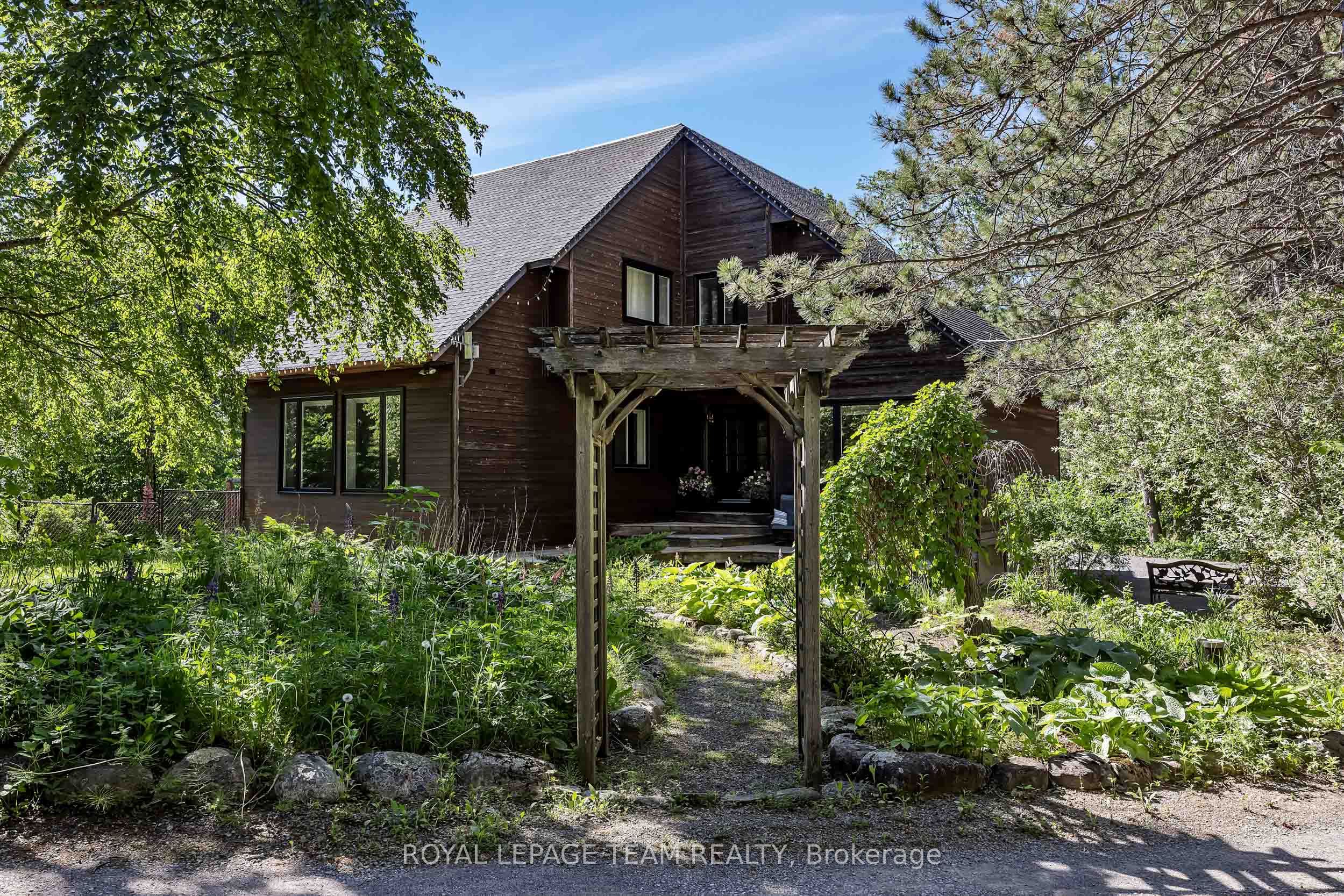 104 Sol Lane, Carp - Dunrobin - Huntley - Fitzroy and Area, ON K0A 3M0 photo 3