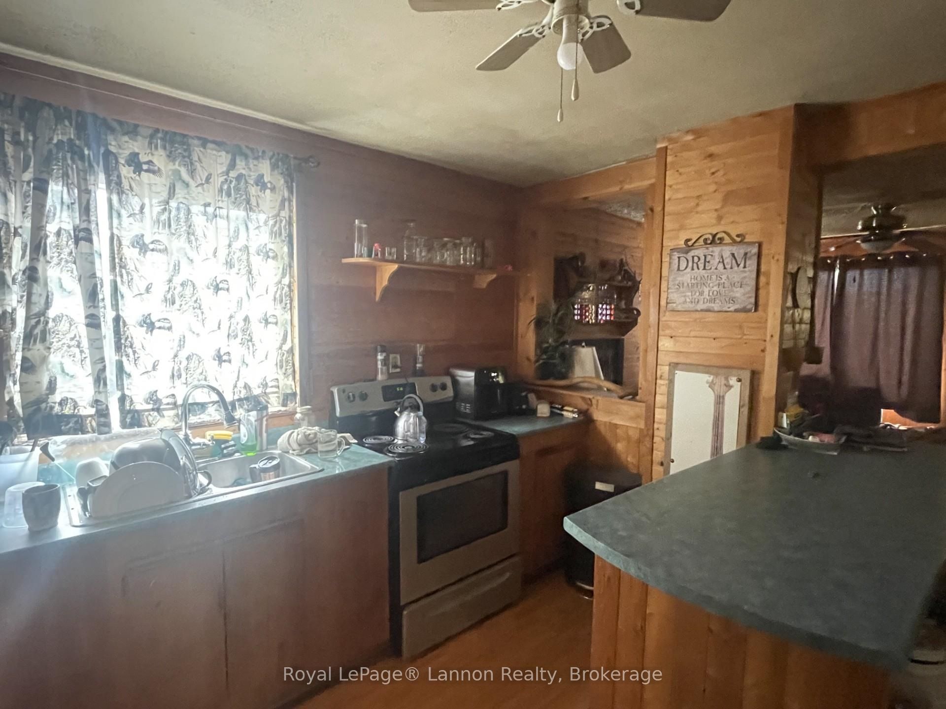 1308 Francis Street, Thunder Bay, ON P7E 4G3 photo 4