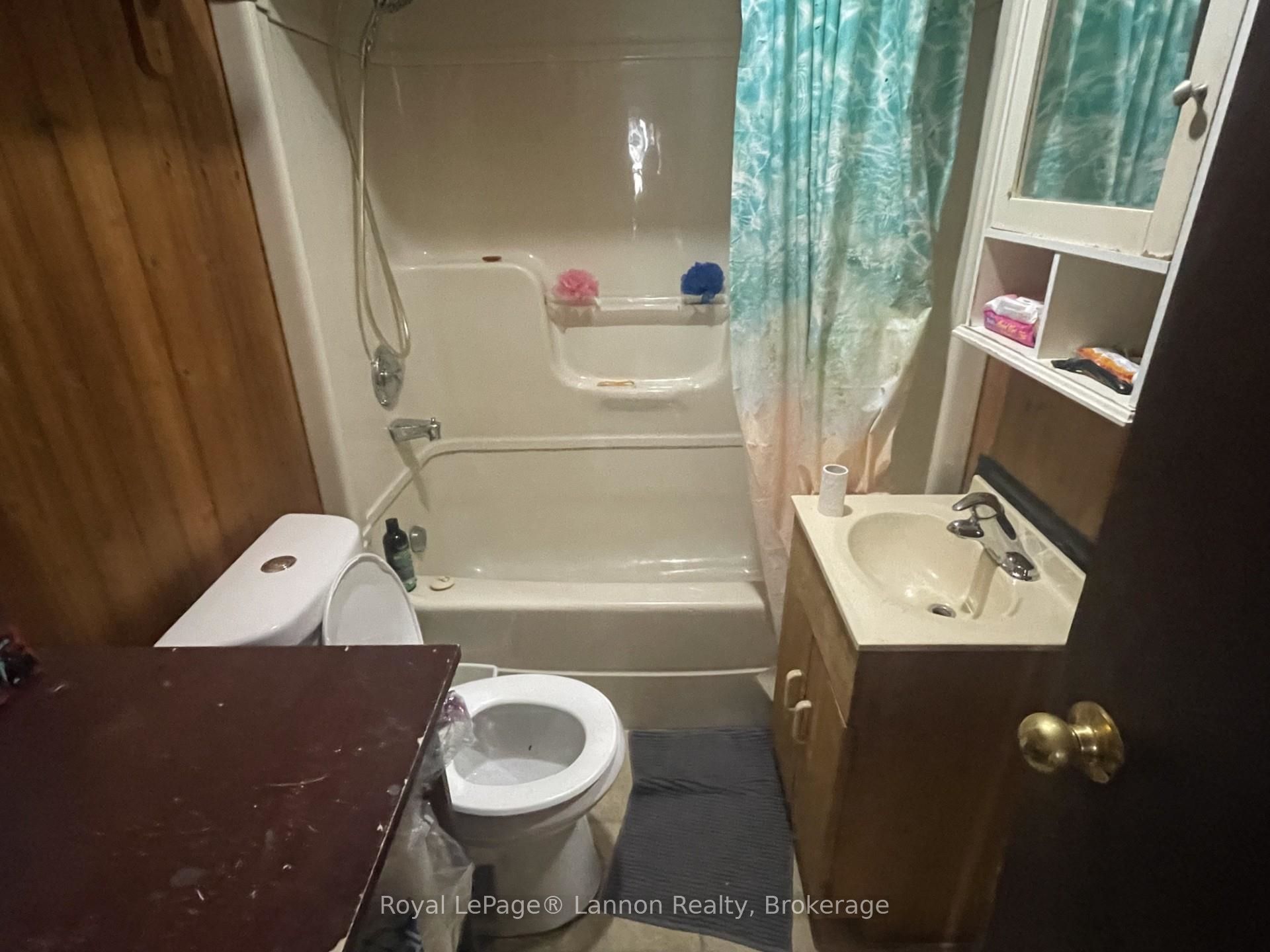 1308 Francis Street, Thunder Bay, ON P7E 4G3 photo 5