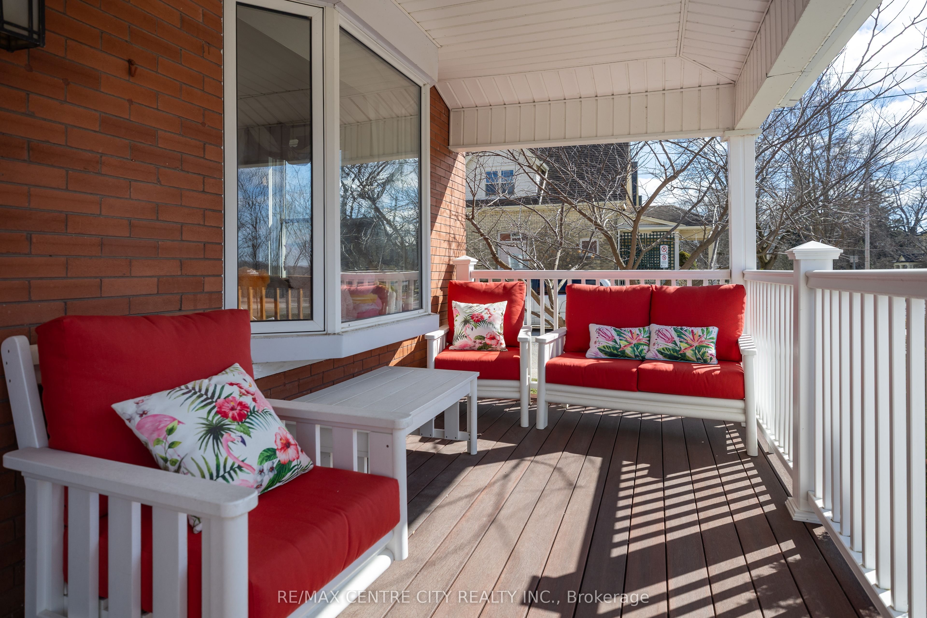 3 Margaret Street, St. Thomas, ON N5R 3H5 photo 4
