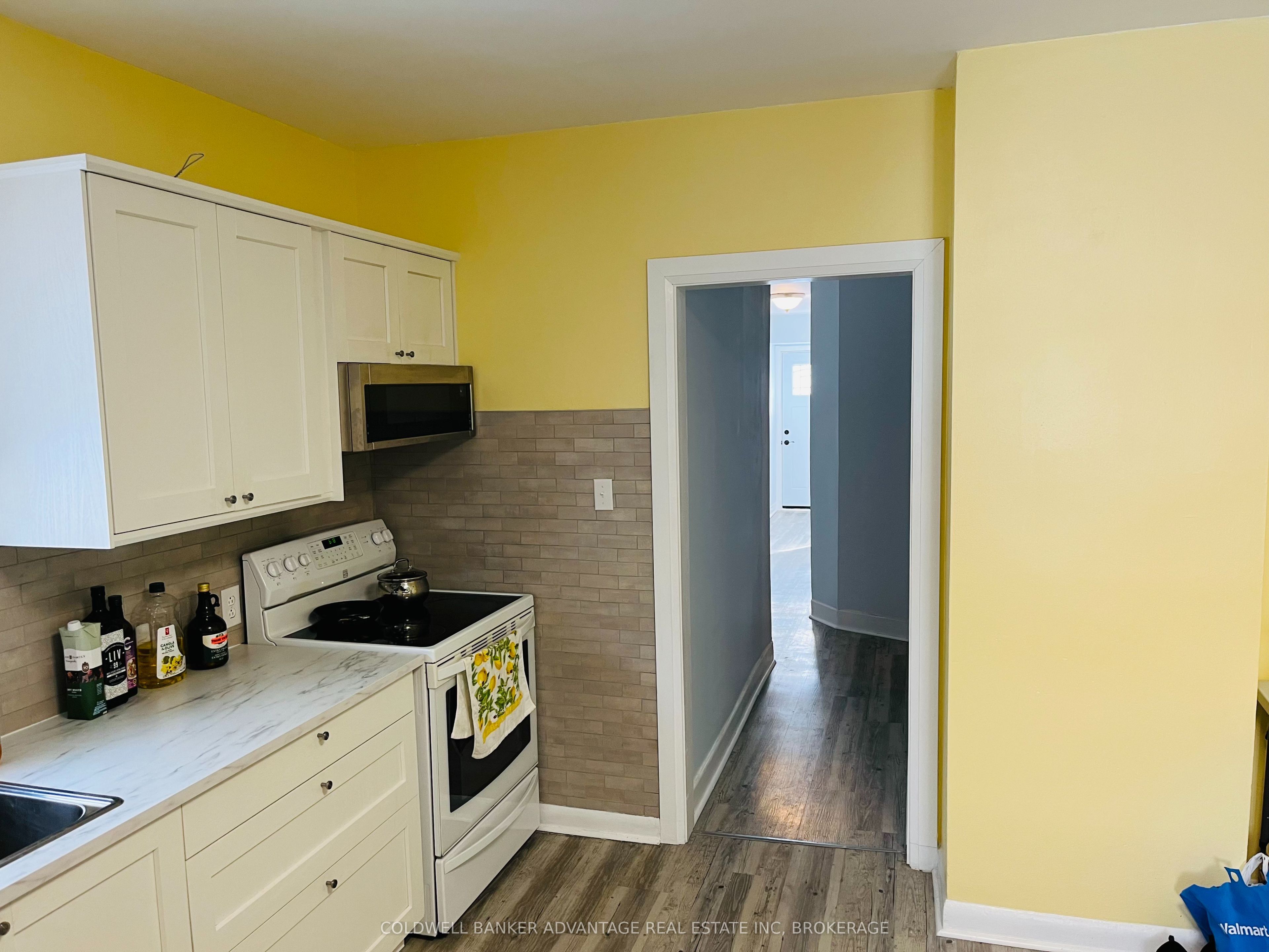 14 Albert Street main floor unit (lower), Welland, ON L3B 4L2 photo 2