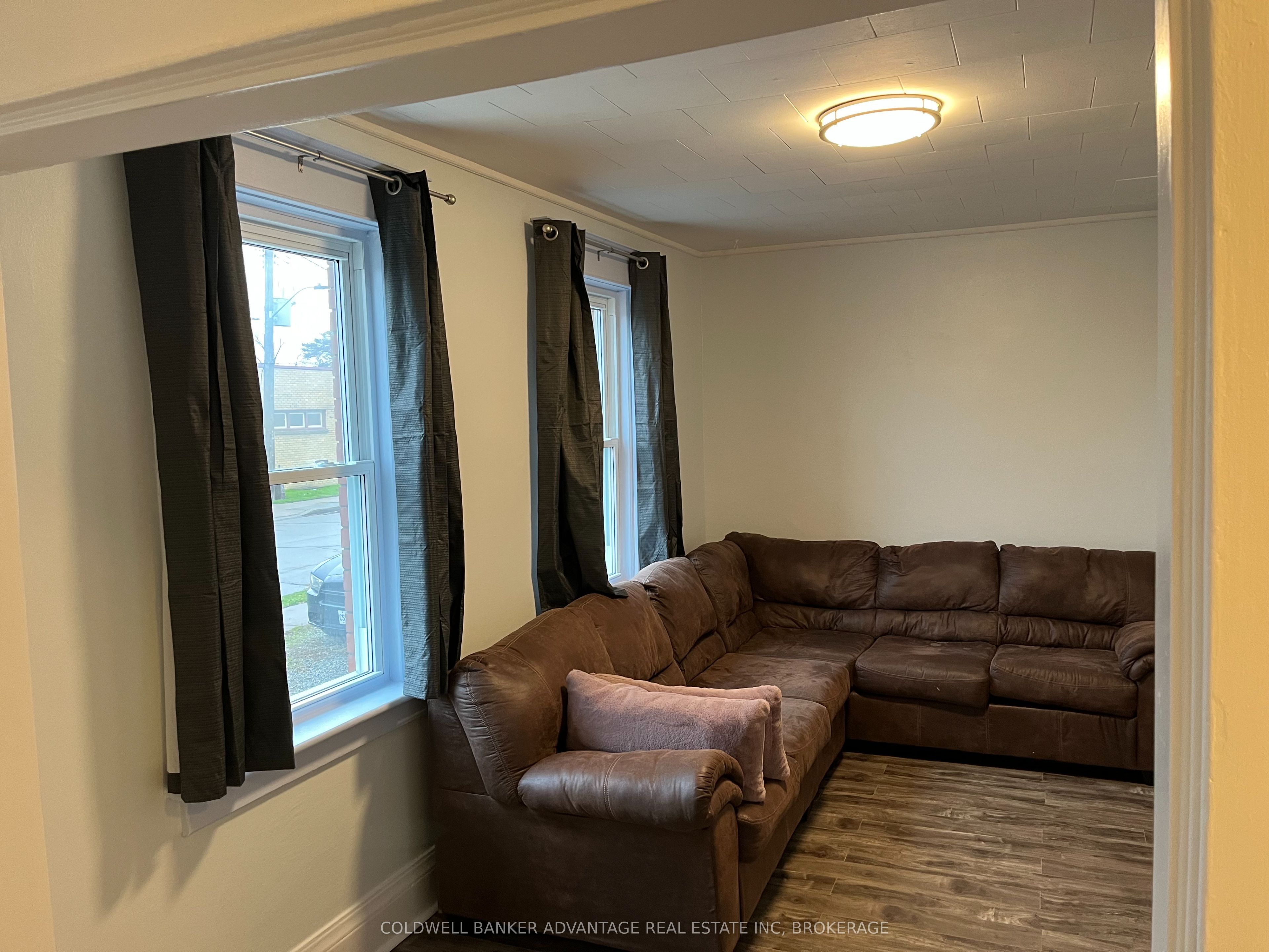 14 Albert Street main floor unit (lower), Welland, ON L3B 4L2 photo 5
