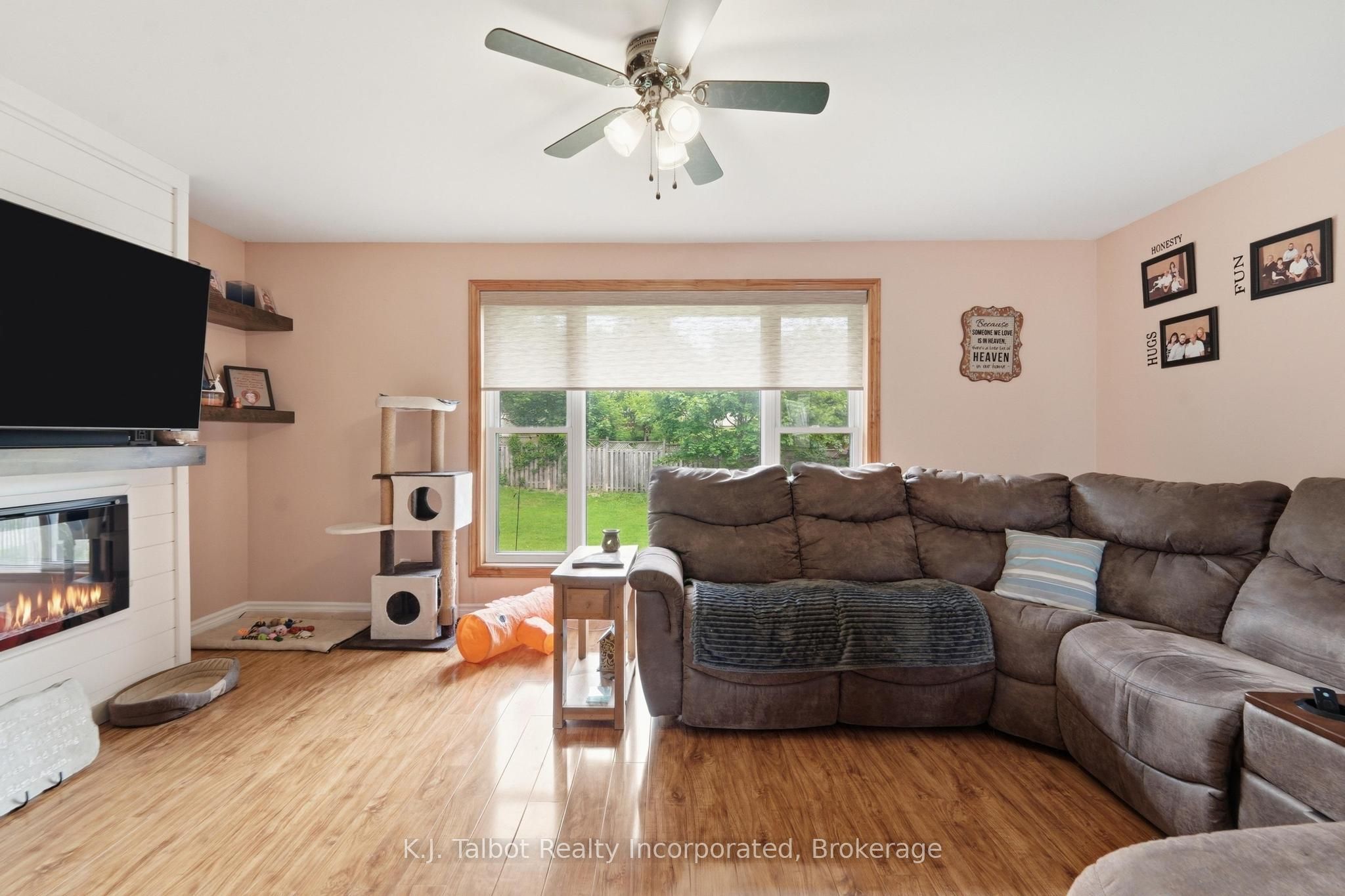 155 James Street, Central Huron, ON N0M 1L0 photo 4