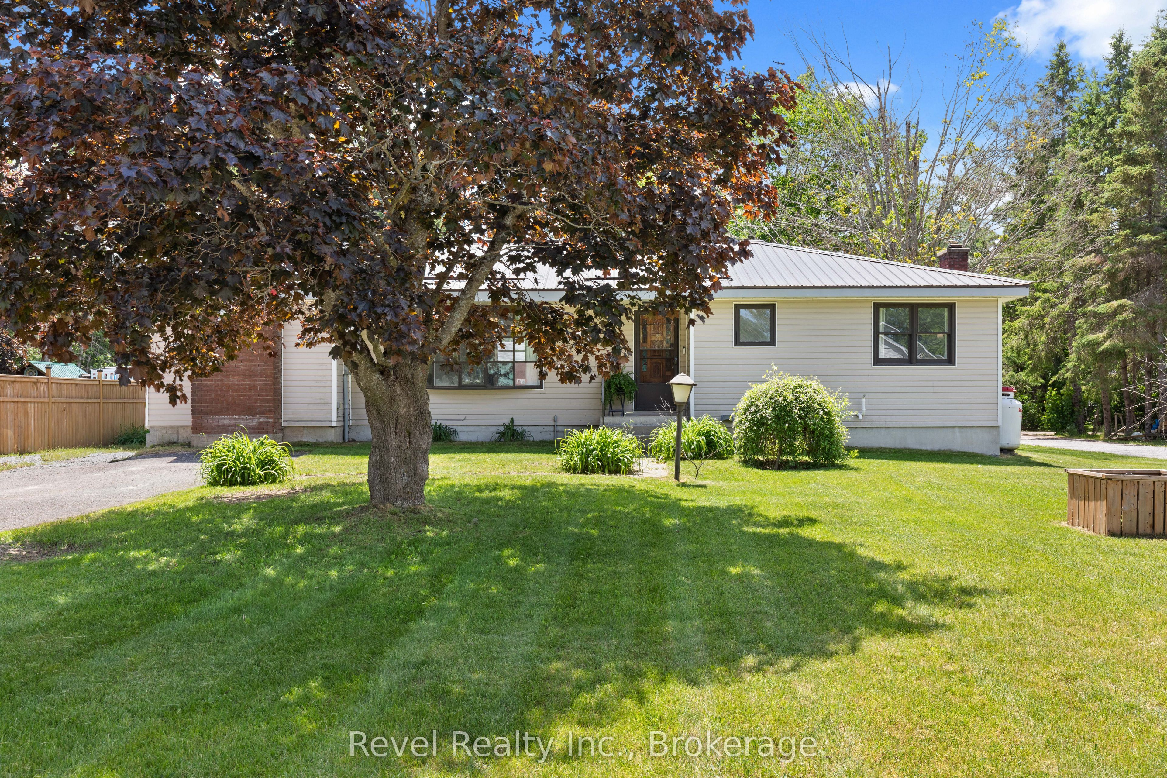 101 Bolsover Road, Kawartha Lakes, ON K0M 1B0 photo 2