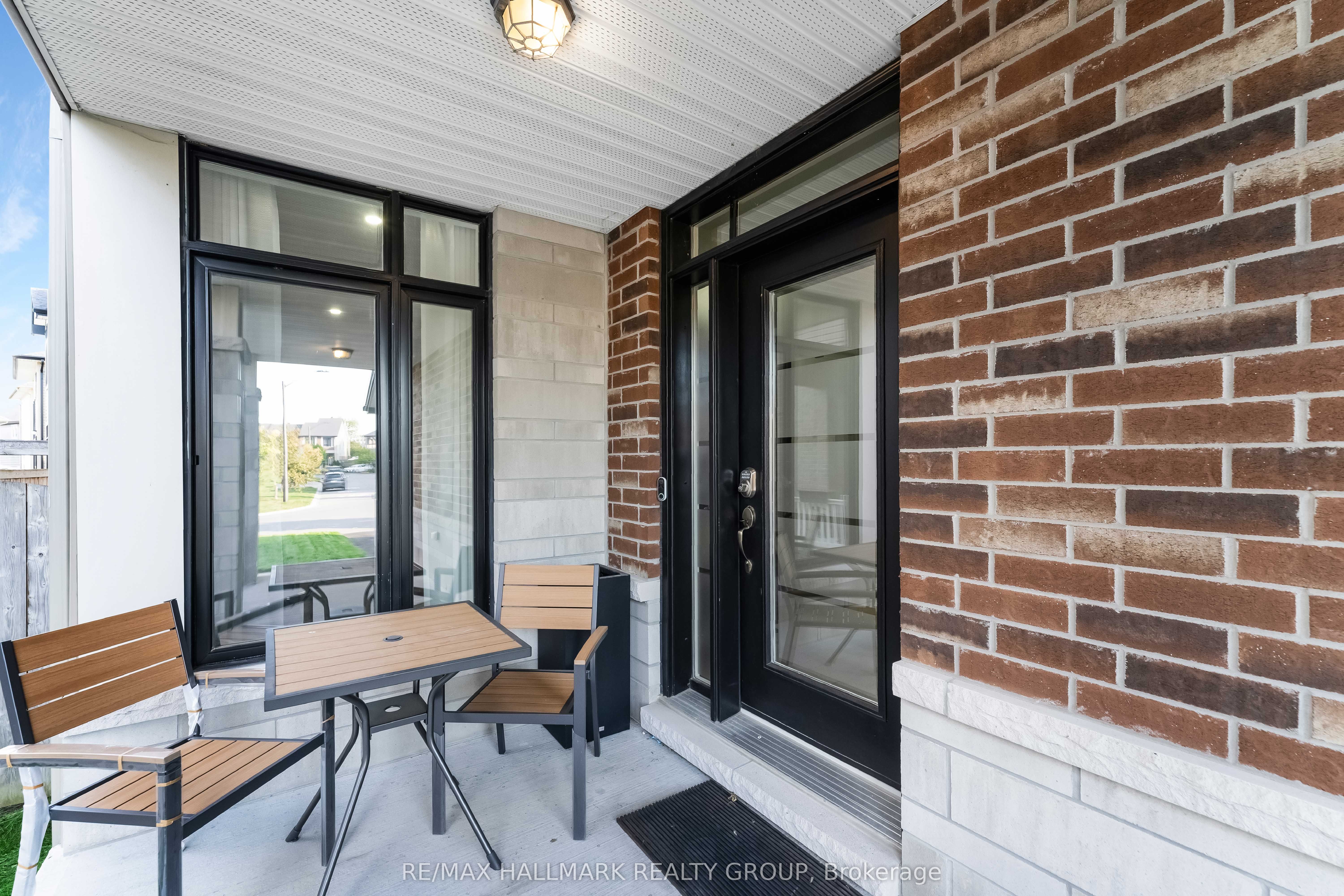 327 BALLINVILLE Circle, Blossom Park - Airport and Area, ON K4M 0C4 photo 5