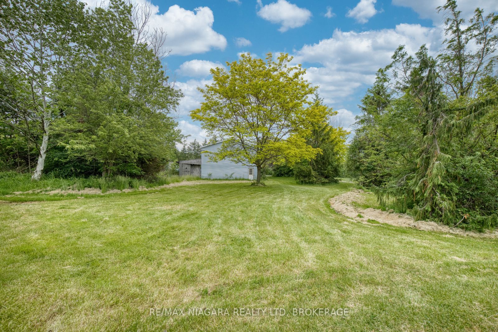 1674 Ridgemount Road, Fort Erie, ON L0S 1N0 photo 5