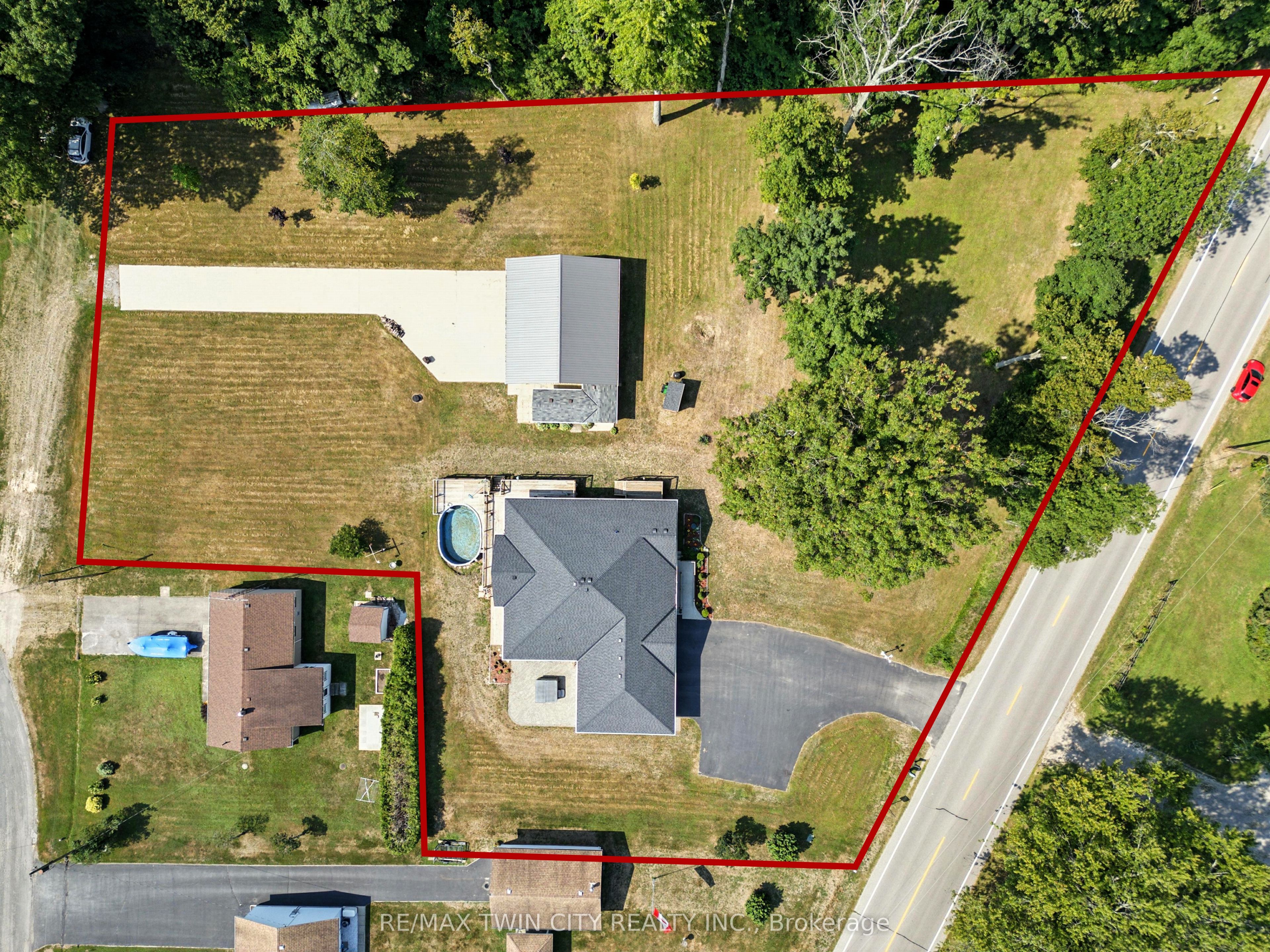 1026 Front Road, Norfolk, ON N0E 1P0 photo 4