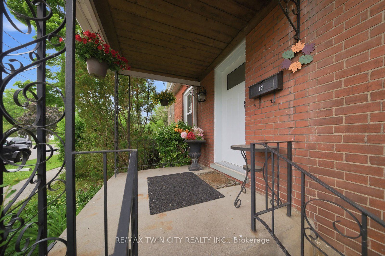 12 Brunswick Street N, Brantford, ON N3T 1E7 photo 4