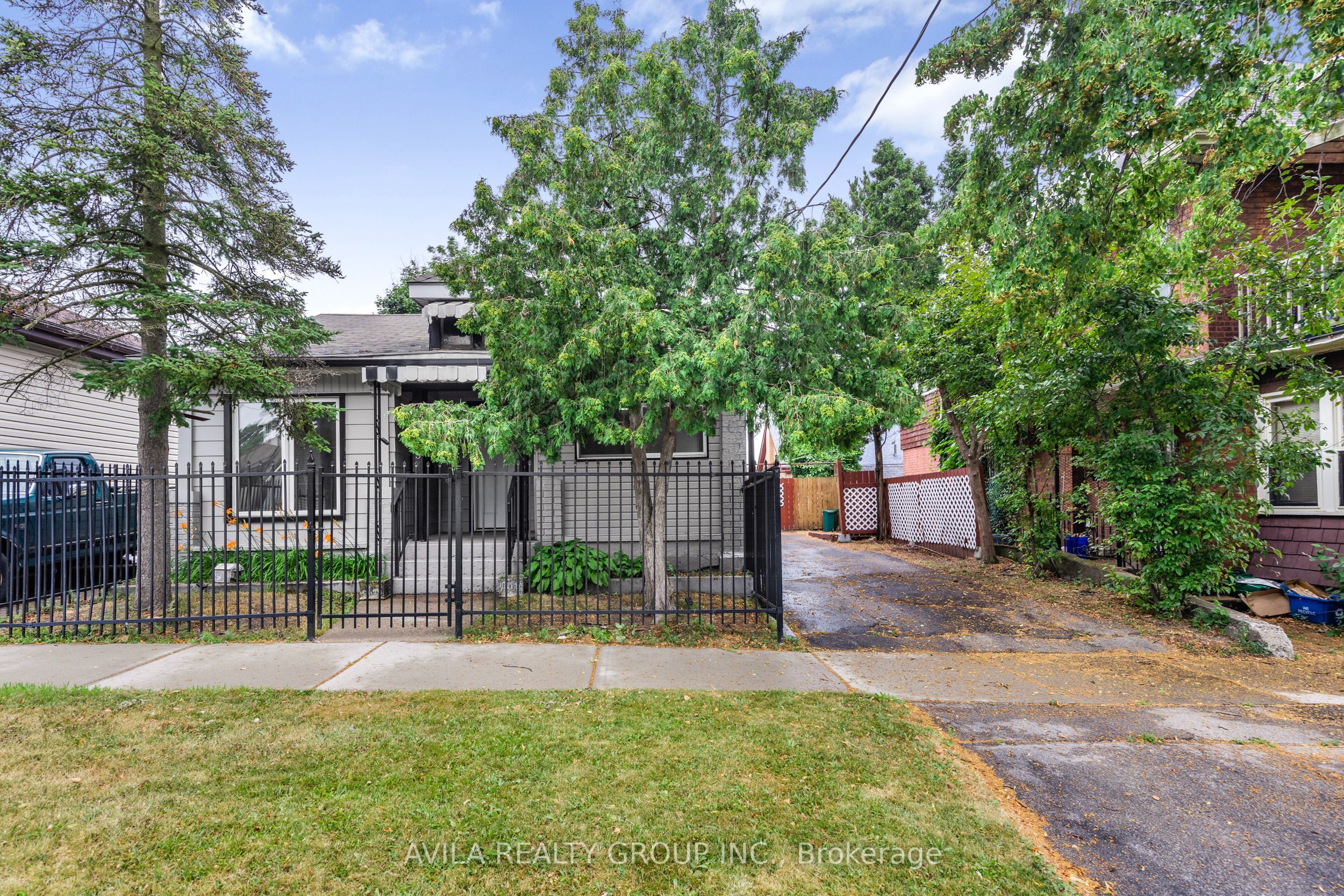 135 Charlotte Street, Brantford, ON N3T 2X7 photo 5