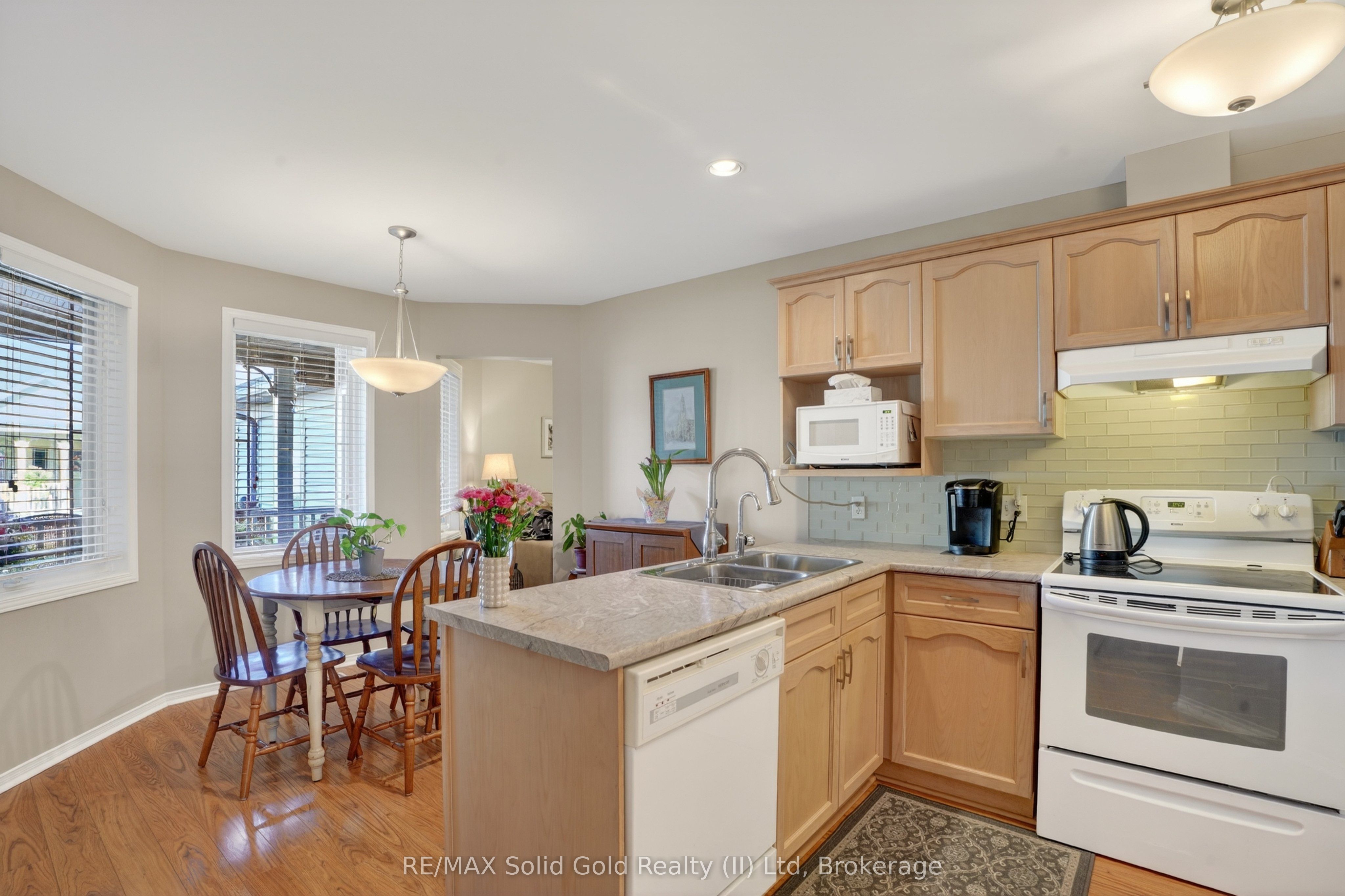 50 Midland Drive 8, Kitchener, ON N2A 2A7 photo 5