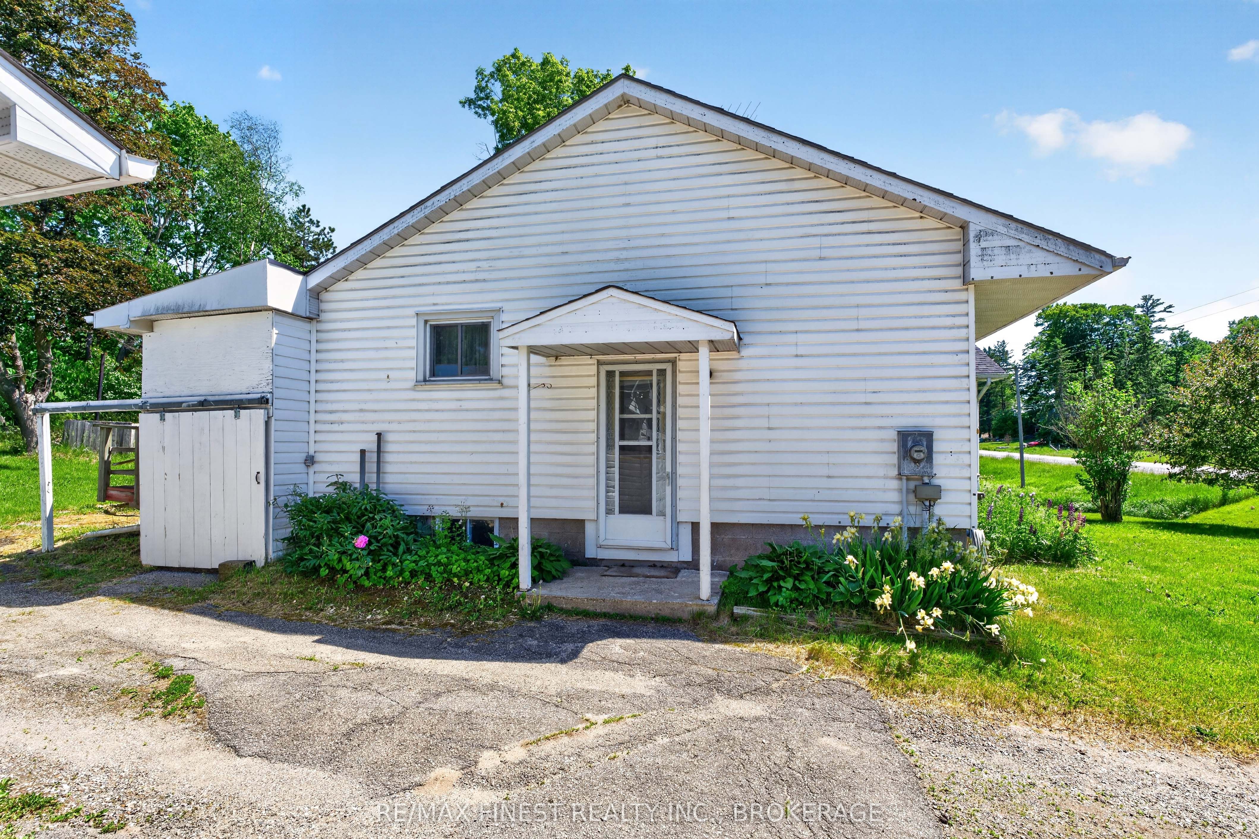 3287 Highway 32, Leeds and the Thousand Islands, ON K0H 2N0 photo 4