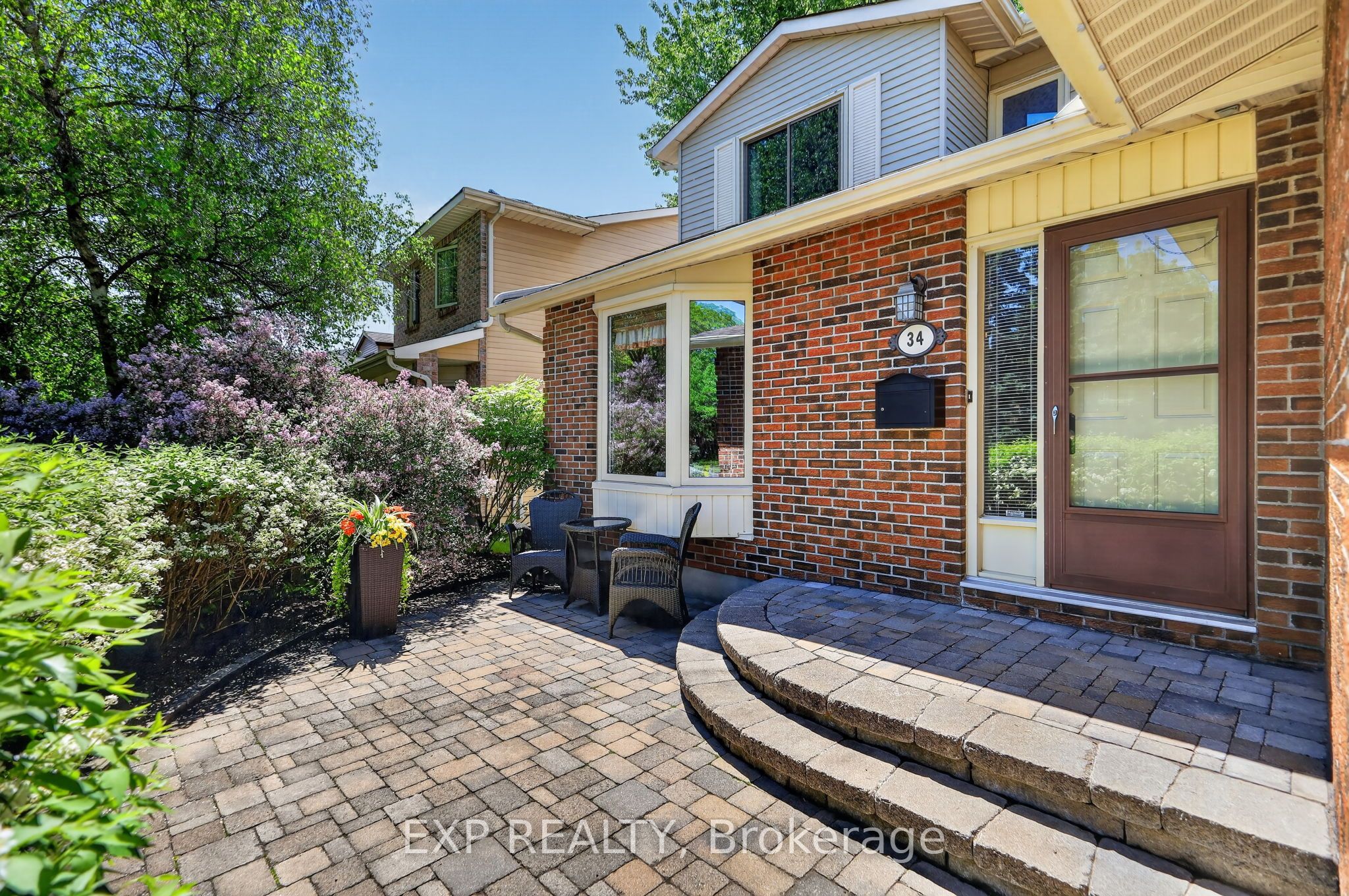 34 Four Seasons Drive, Cityview - Parkwoods Hills - Rideau Shore, ON K2E 7P8 photo 3