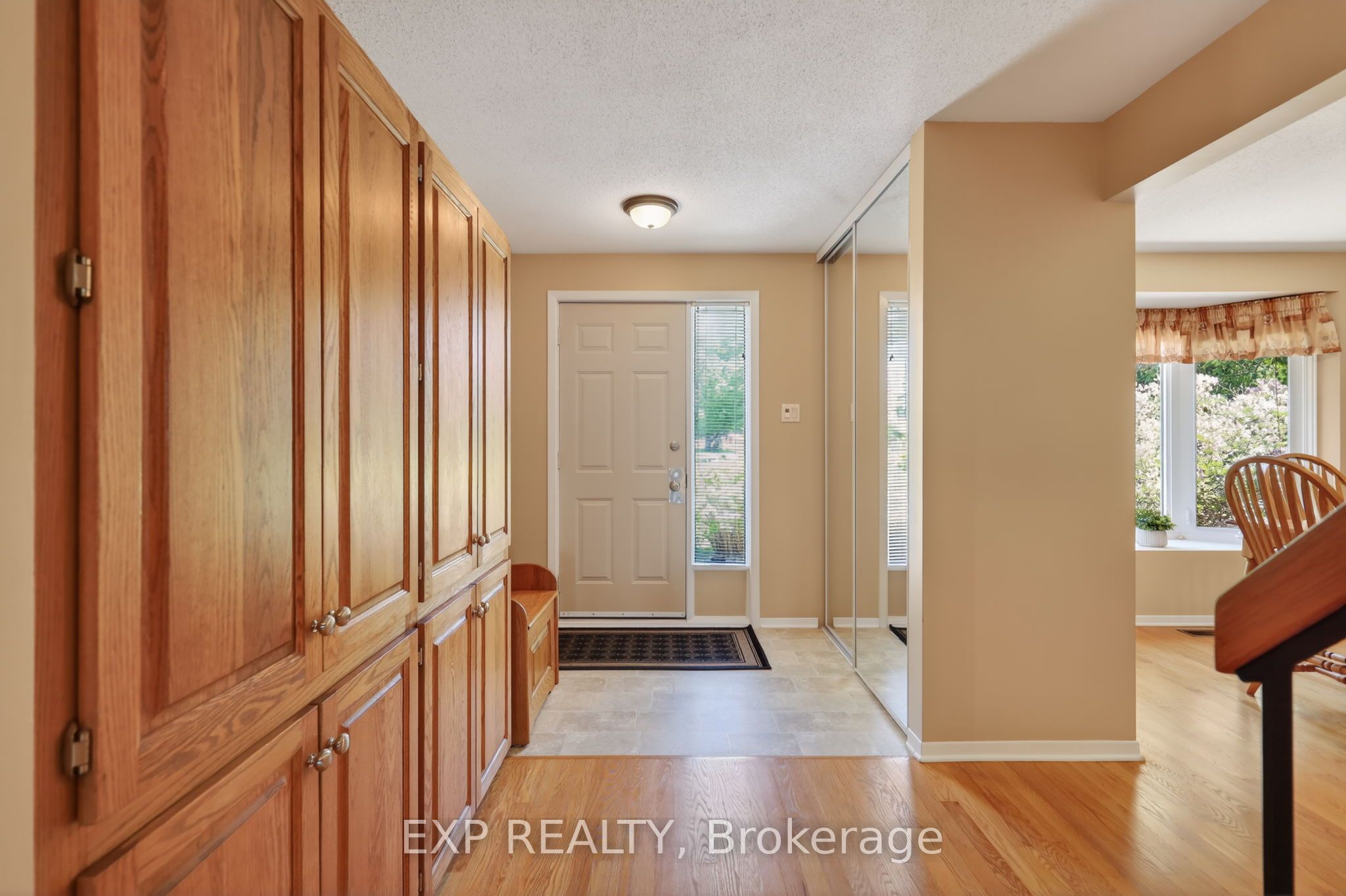 34 Four Seasons Drive, Cityview - Parkwoods Hills - Rideau Shore, ON K2E 7P8 photo 4