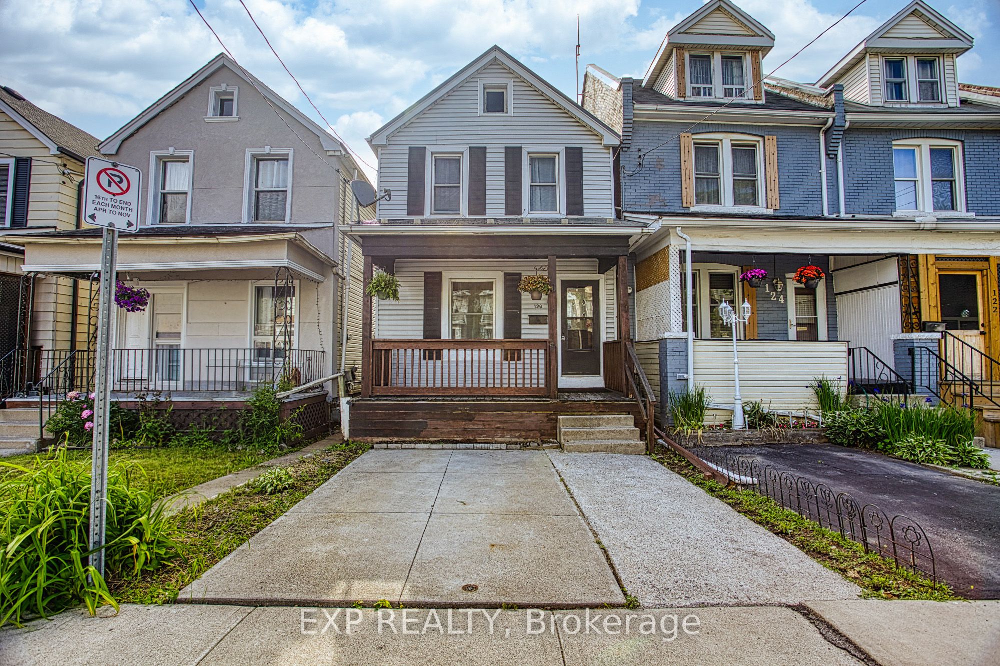 126 Belmont Avenue, Hamilton, ON L8L 7M3