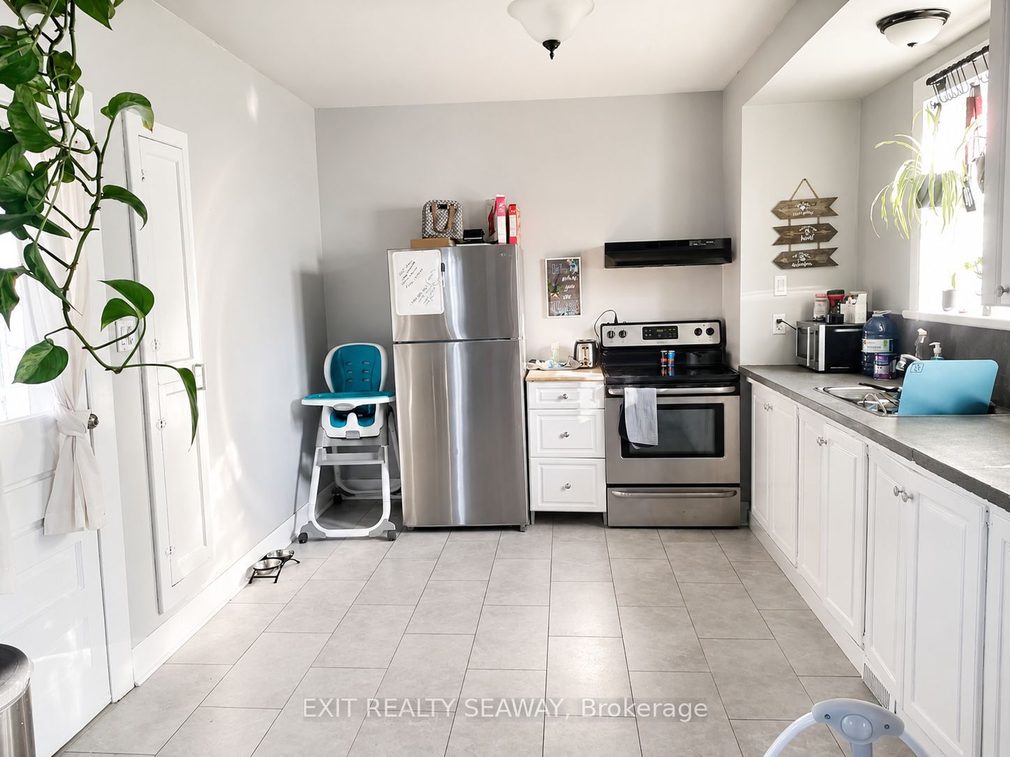 202 5th Street W, Cornwall, ON K6J 2V1 photo 2