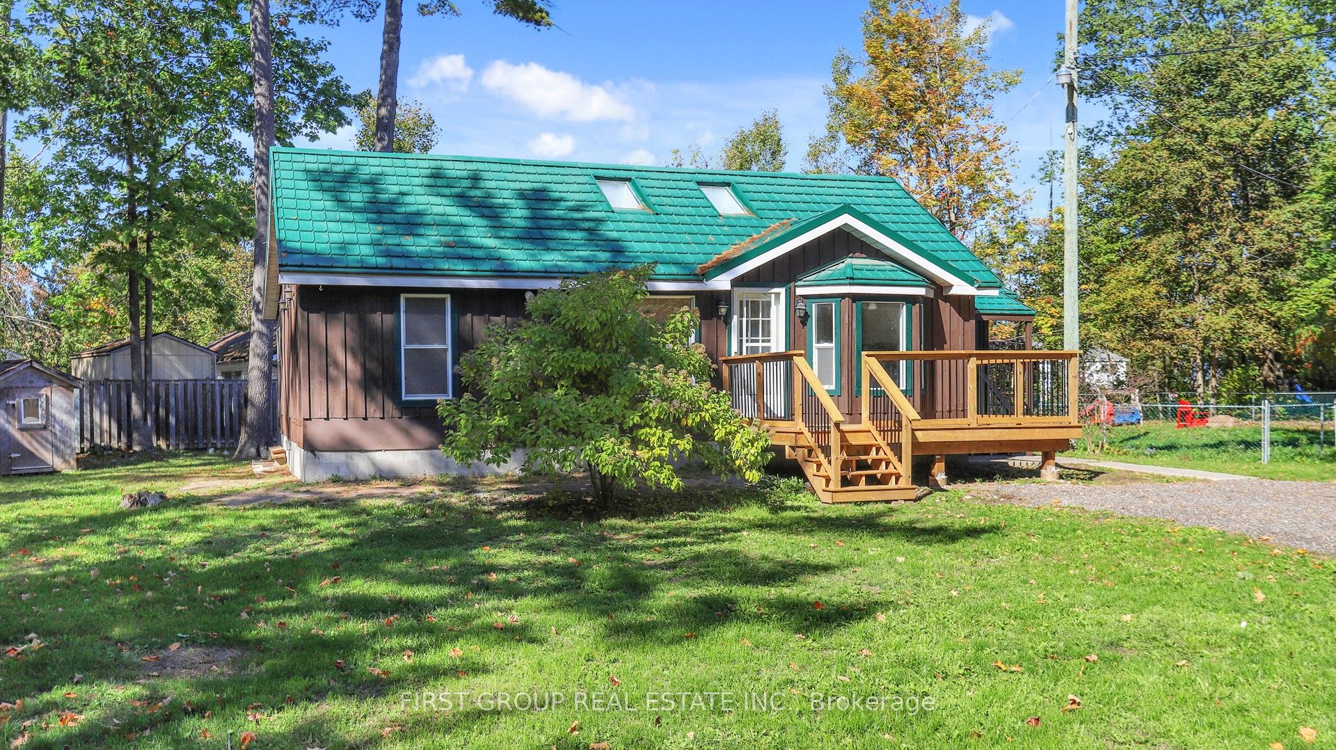 29 Edgewood Drive, Kawartha Lakes, ON K0M 1N0 photo 2