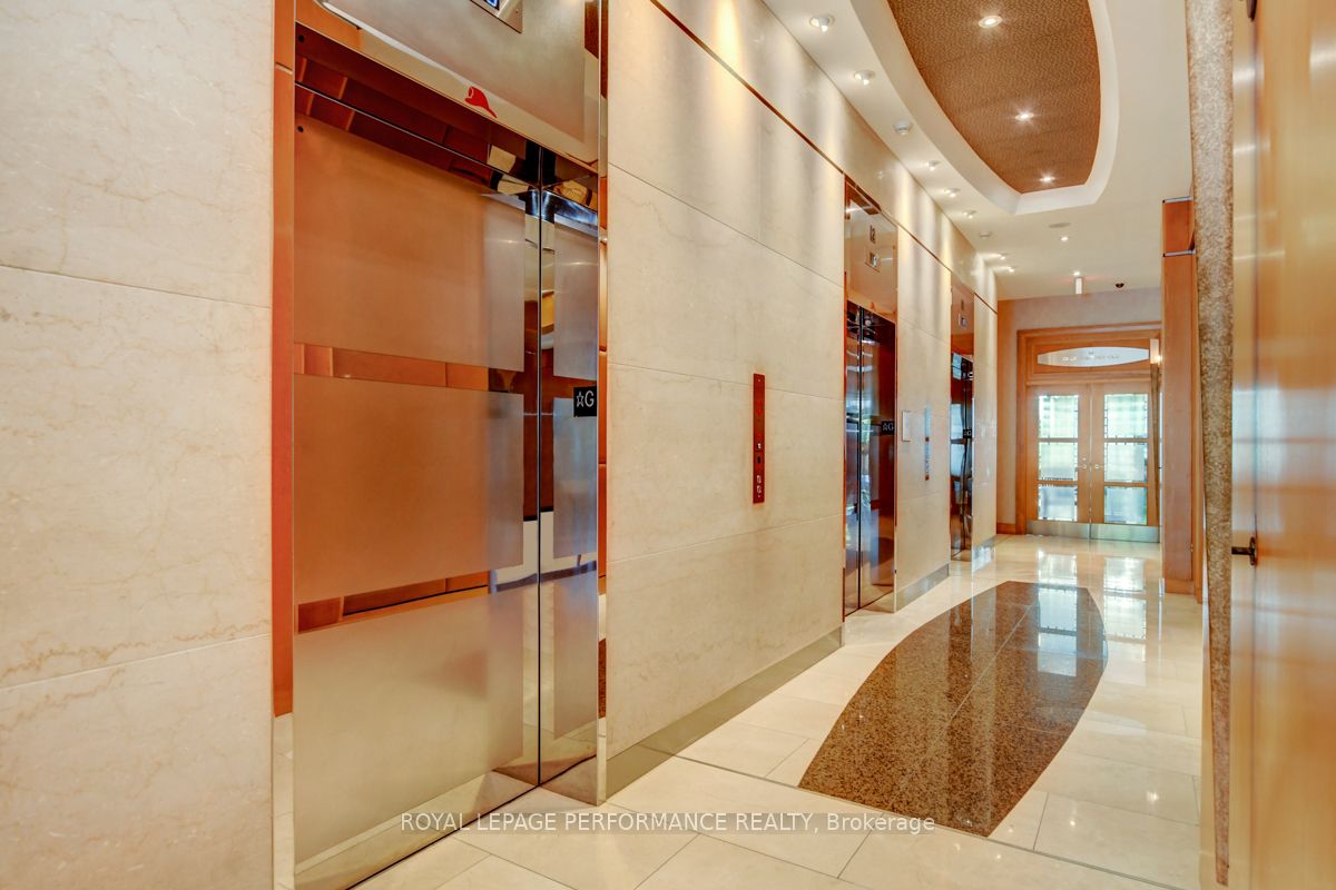 38 Metropole Private 2101, Westboro - Hampton Park, ON K1Z 1E9 photo 4