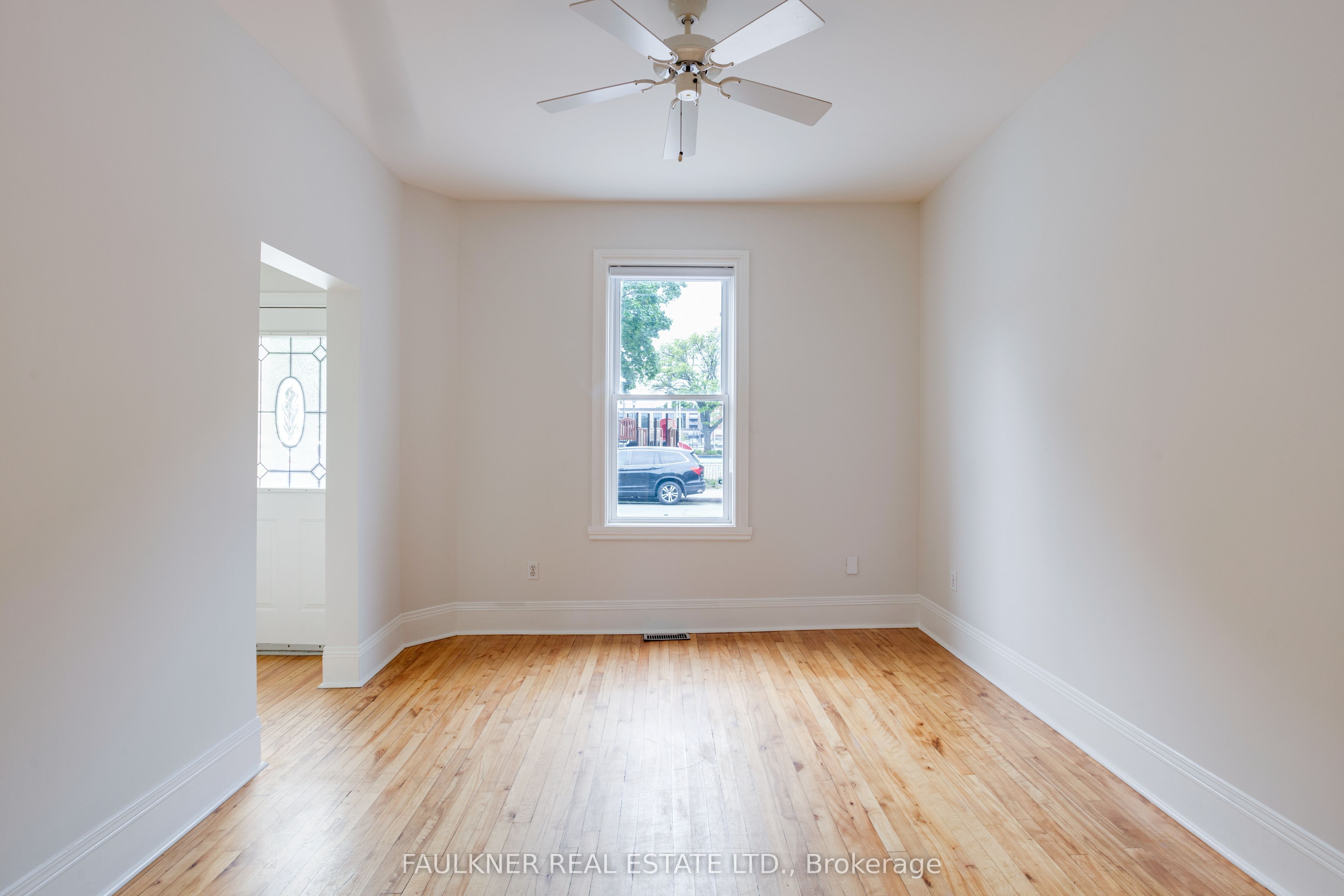 137 Dalhousie Street, Lower Town - Sandy Hill, ON K1N 7C2 photo 3