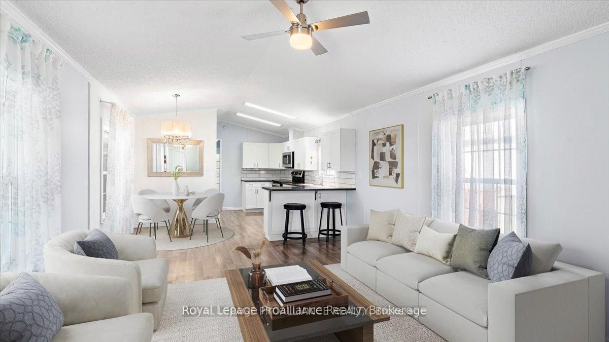 311 Dundas Street E 18, Quinte West, ON K8V 1M1 photo 3