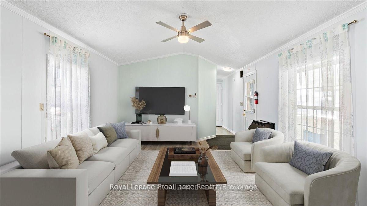311 Dundas Street E 18, Quinte West, ON K8V 1M1 photo 5
