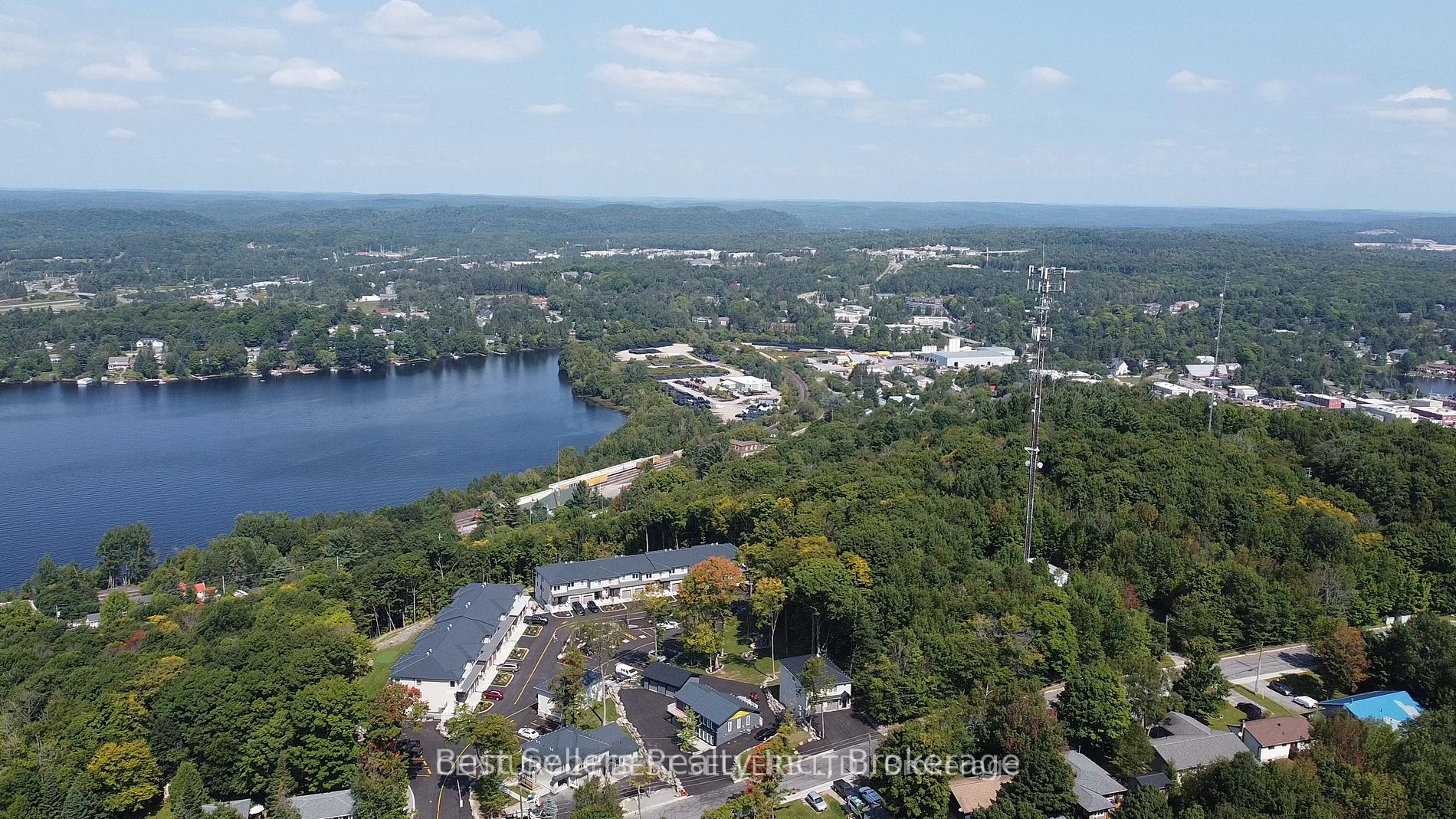 15 Horizon Lane, Huntsville, ON P1H 0G6 photo 2
