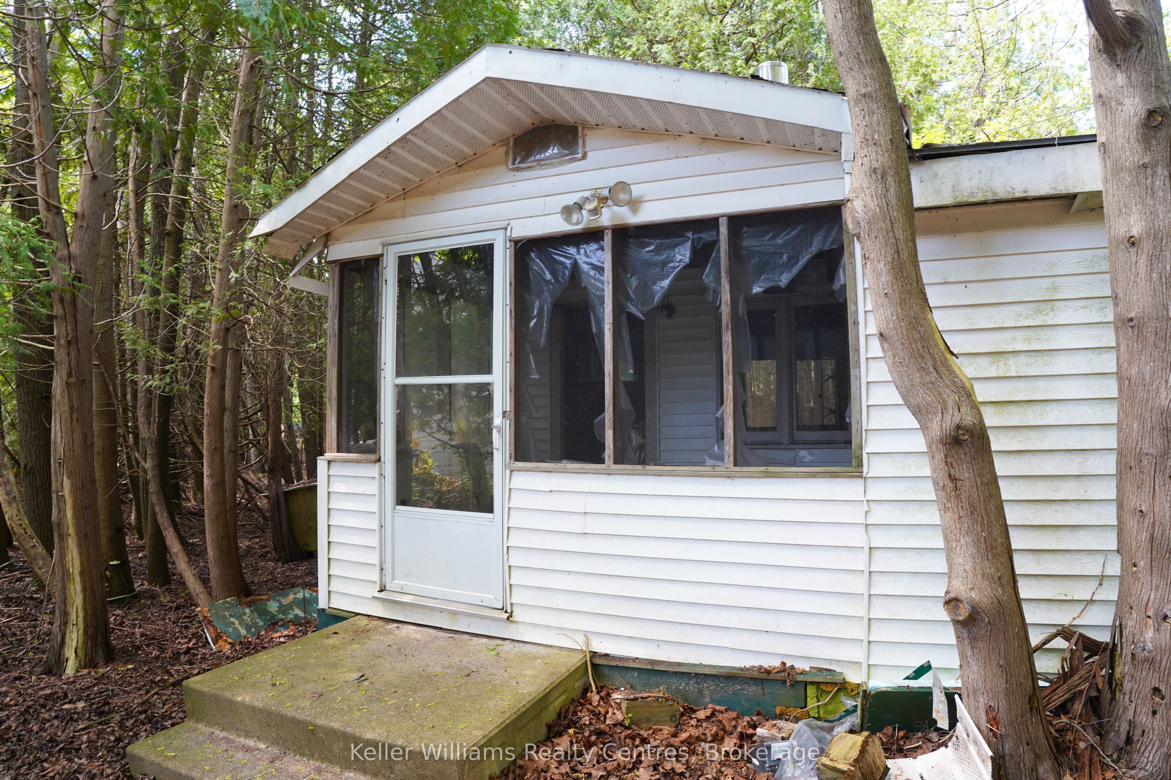 12 Isabella Street, South Bruce Peninsula, ON N0H 2T0 photo 3