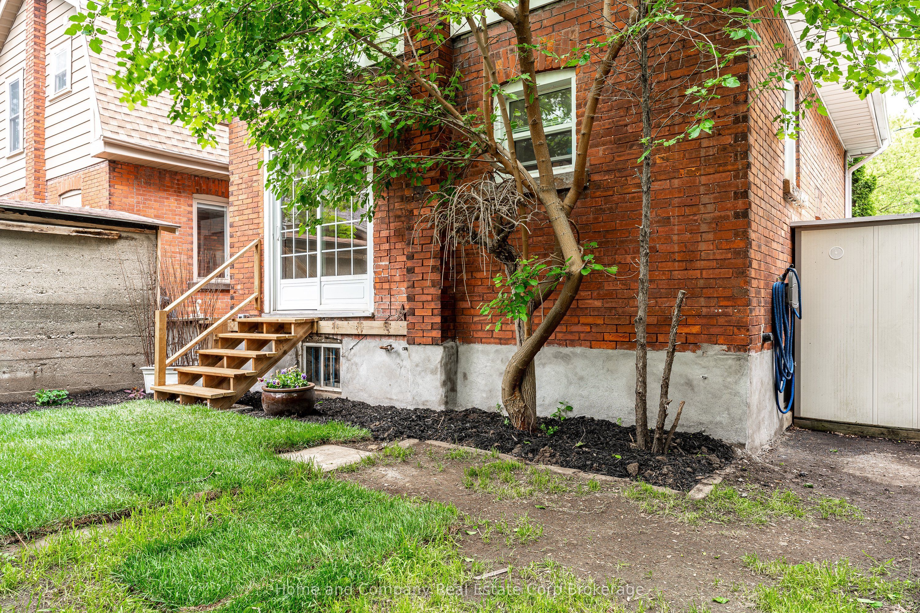 31 Milton Street, Stratford, ON N5A 3T9 photo 3