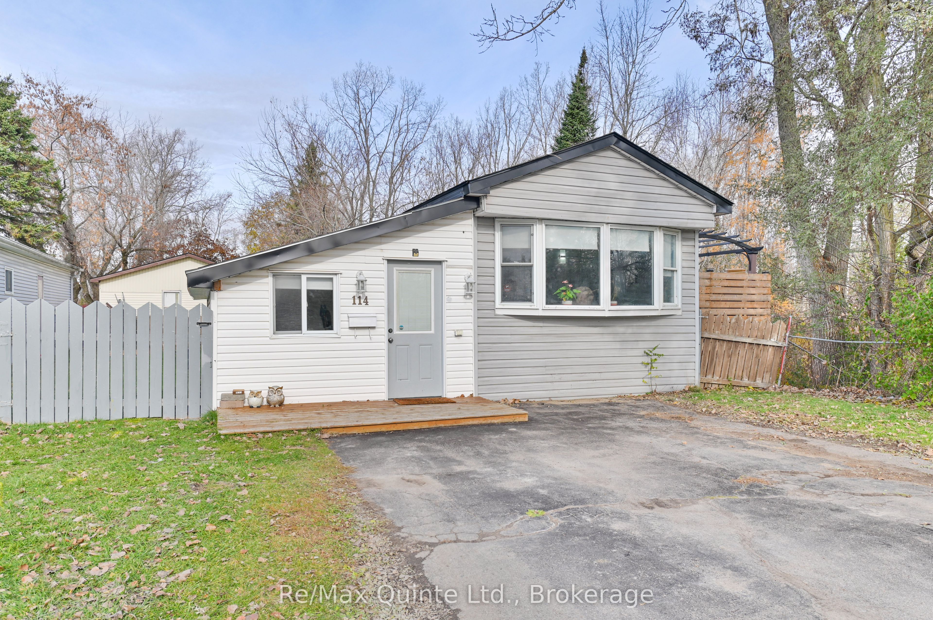 529 Old Highway 2 114, Quinte West, ON K8V 5P5