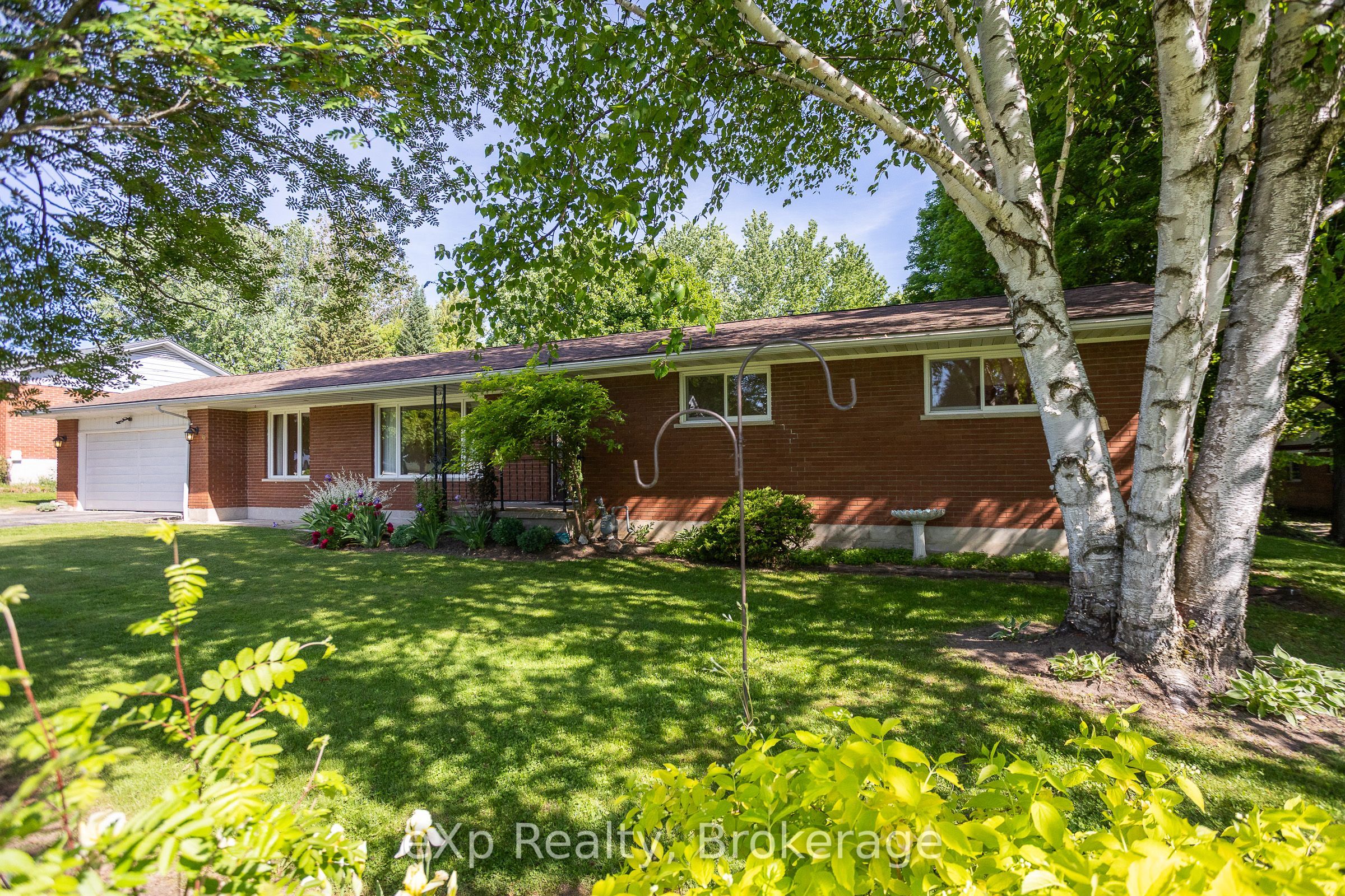 823015 Massie Road, Chatsworth, ON N0H 1G0