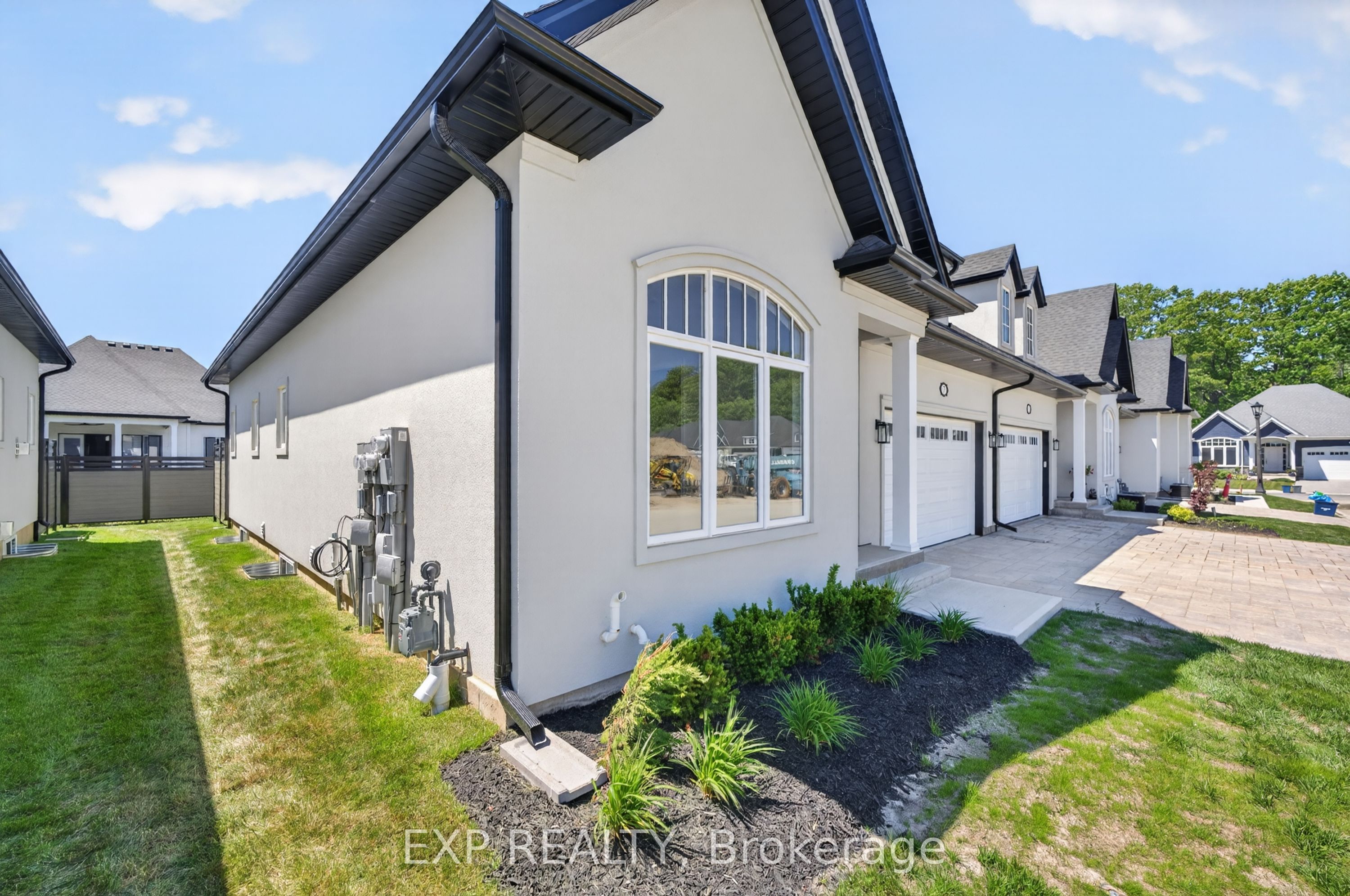 7 Butternut Crescent, Fort Erie, ON L0S 1N0 photo 5