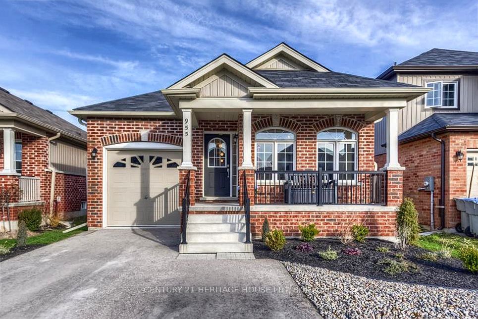 955 Adams Avenue S, North Perth, ON N4W 0E6 photo 3