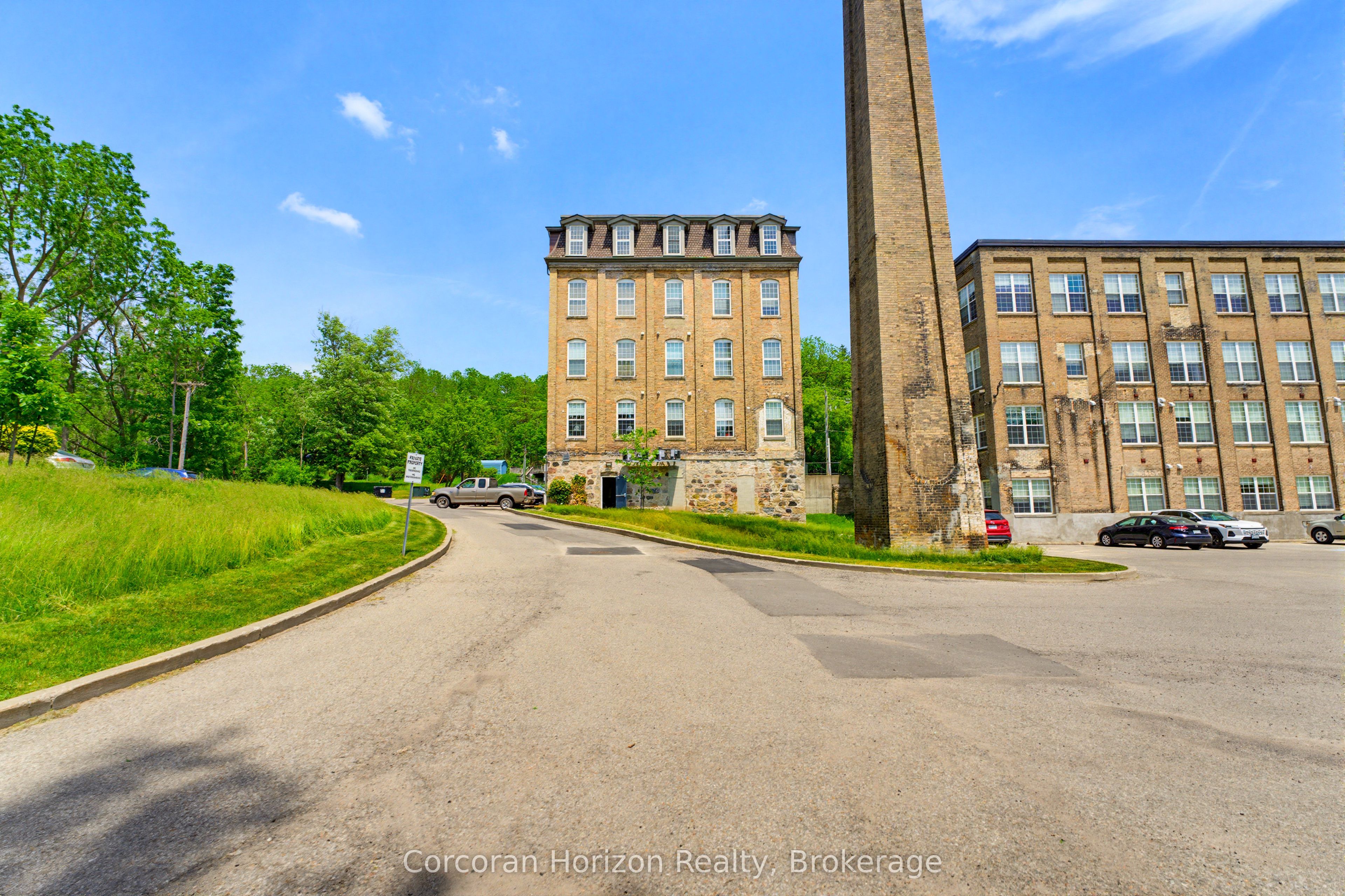 140 West River Street 301, Brant, ON N3L 0B7 photo 3
