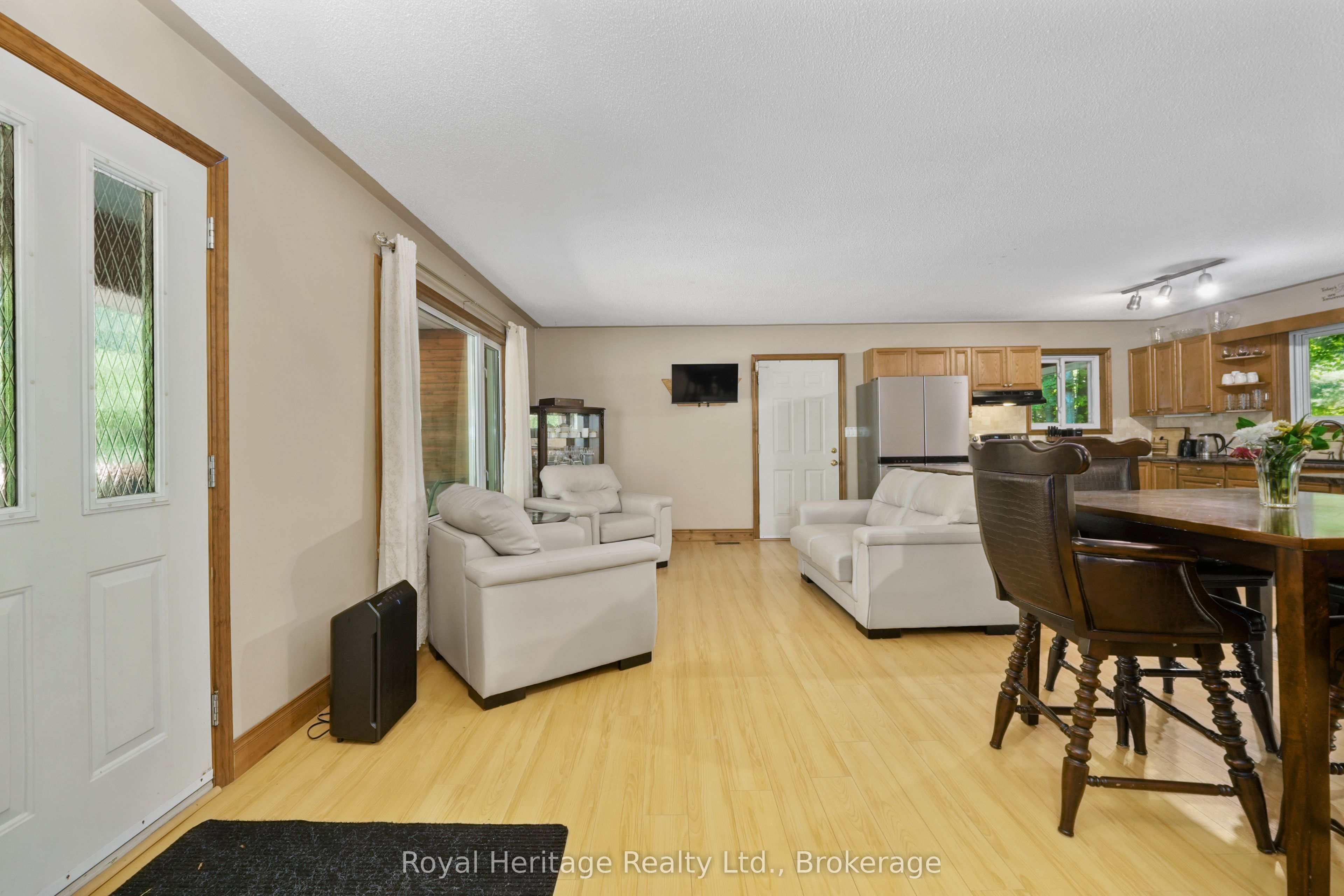 691 Hansen Road, Brighton, ON K0K 1H0 photo 5