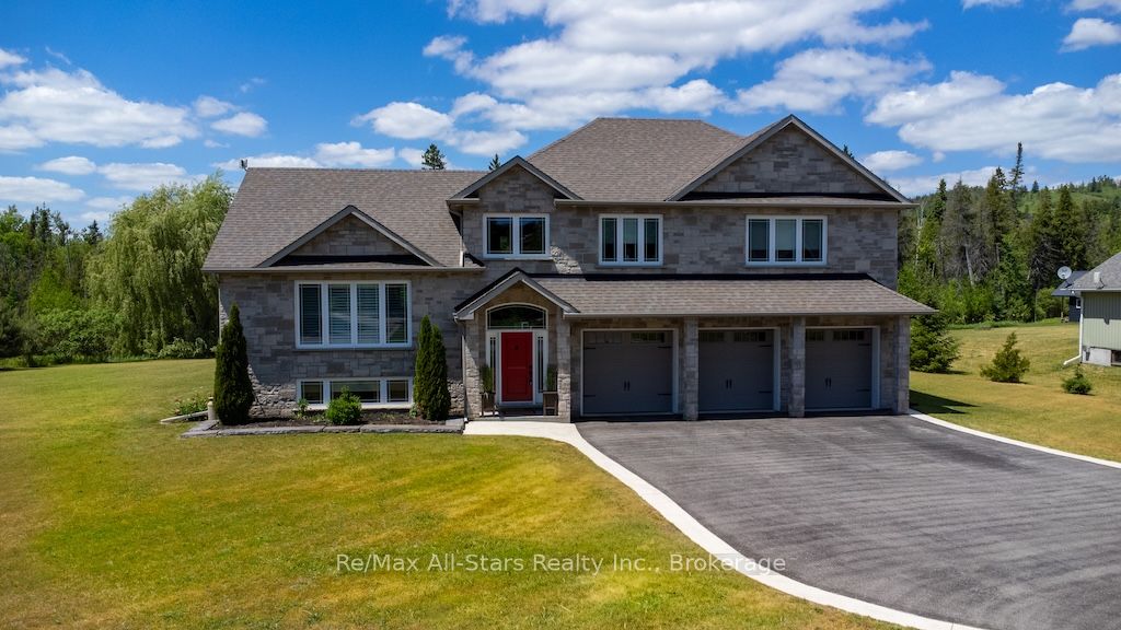 15 Rustlewood Avenue, Kawartha Lakes, ON L0A 1A0 photo 2