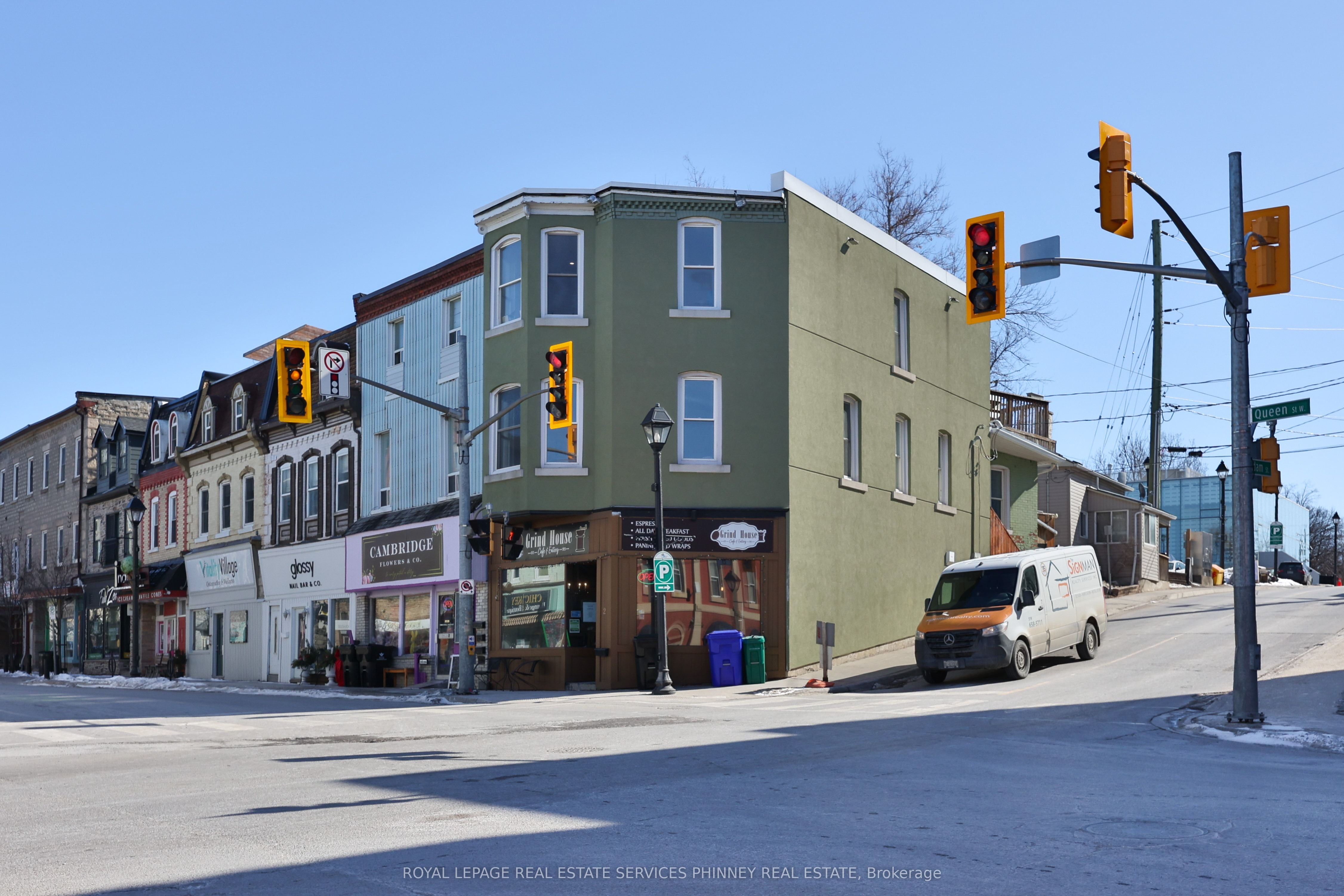 2 Queen Street E, Cambridge, ON N3C 2A6 photo 2