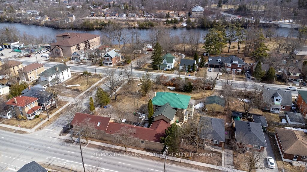 11 Argyle Street, Peterborough, ON K9H 7M2 photo 3