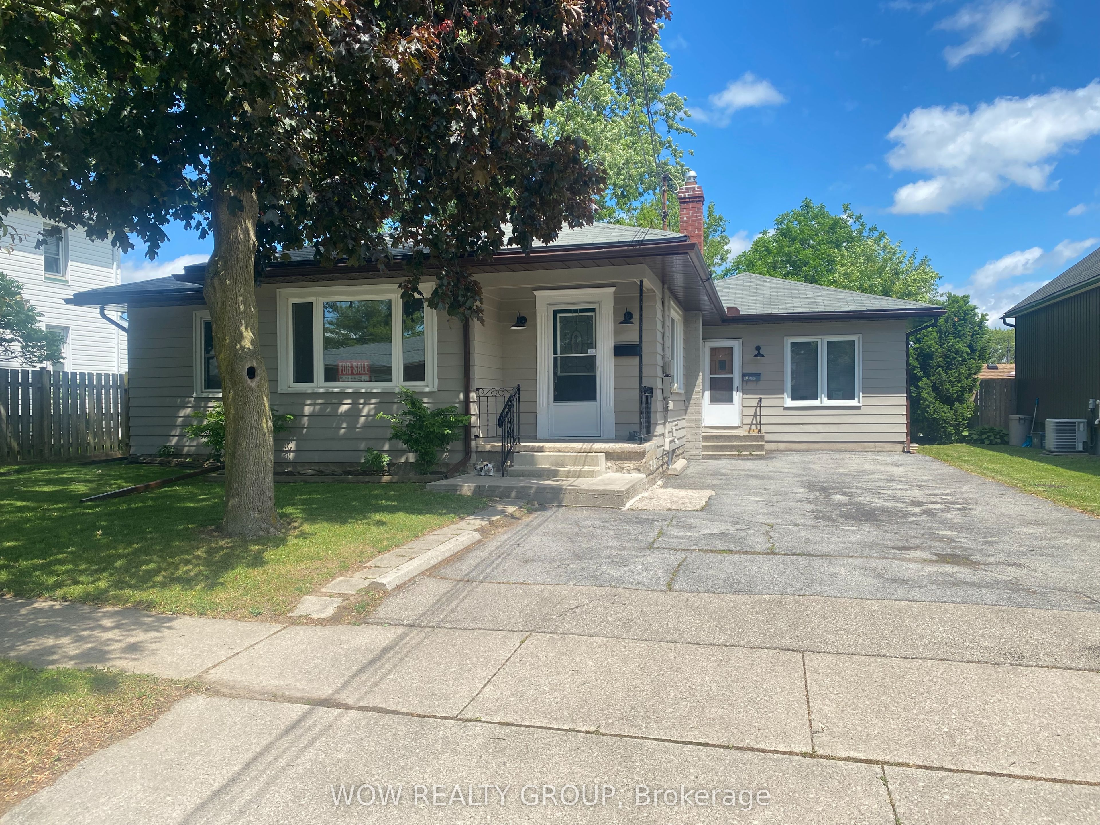 47 Clifford Avenue, Welland, ON L3C 2G2