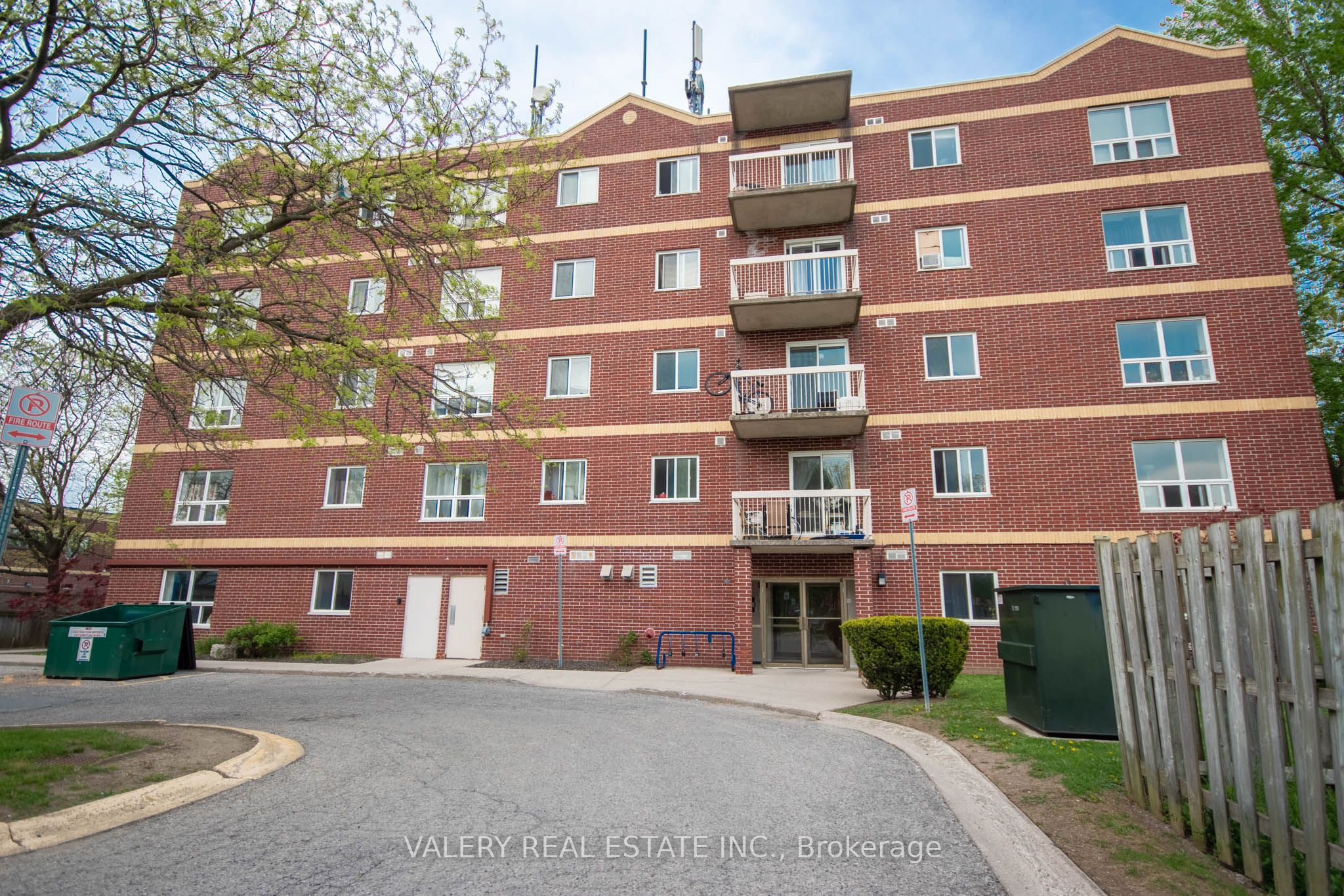 626 First St Street 101, London East, ON N5V 2A2