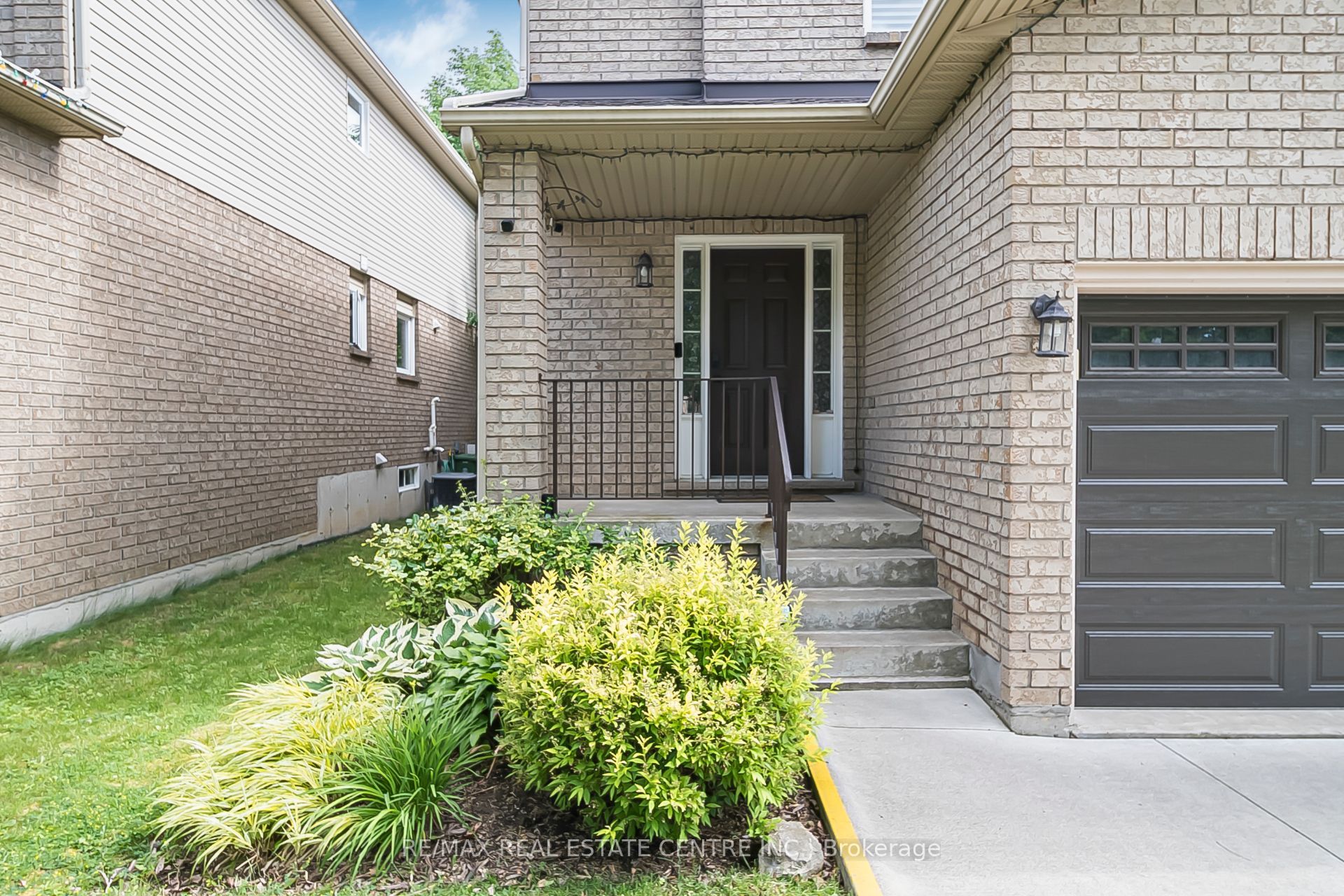 31 Cityview Crescent, Hamilton, ON L8J 3V1 photo 3