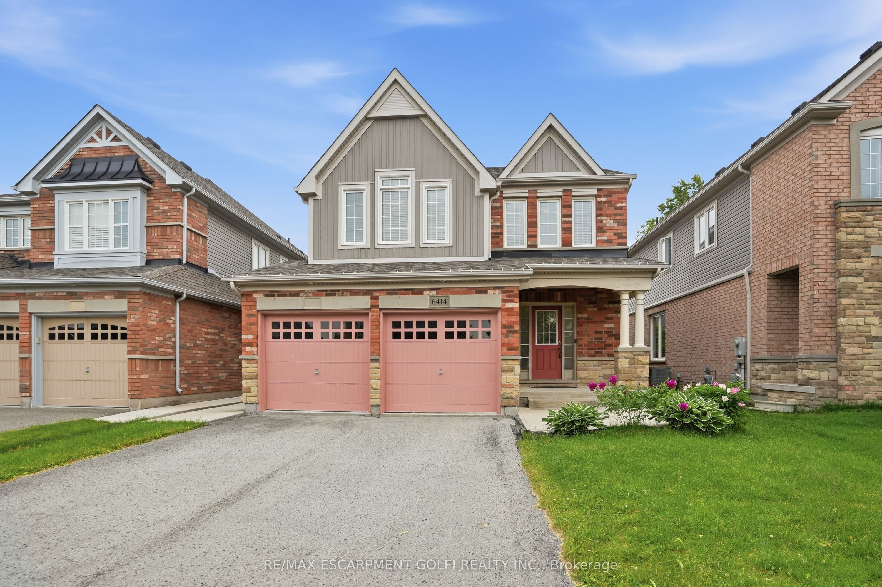 6414 Dilalla Crescent, Niagara Falls, ON L2H 0C9