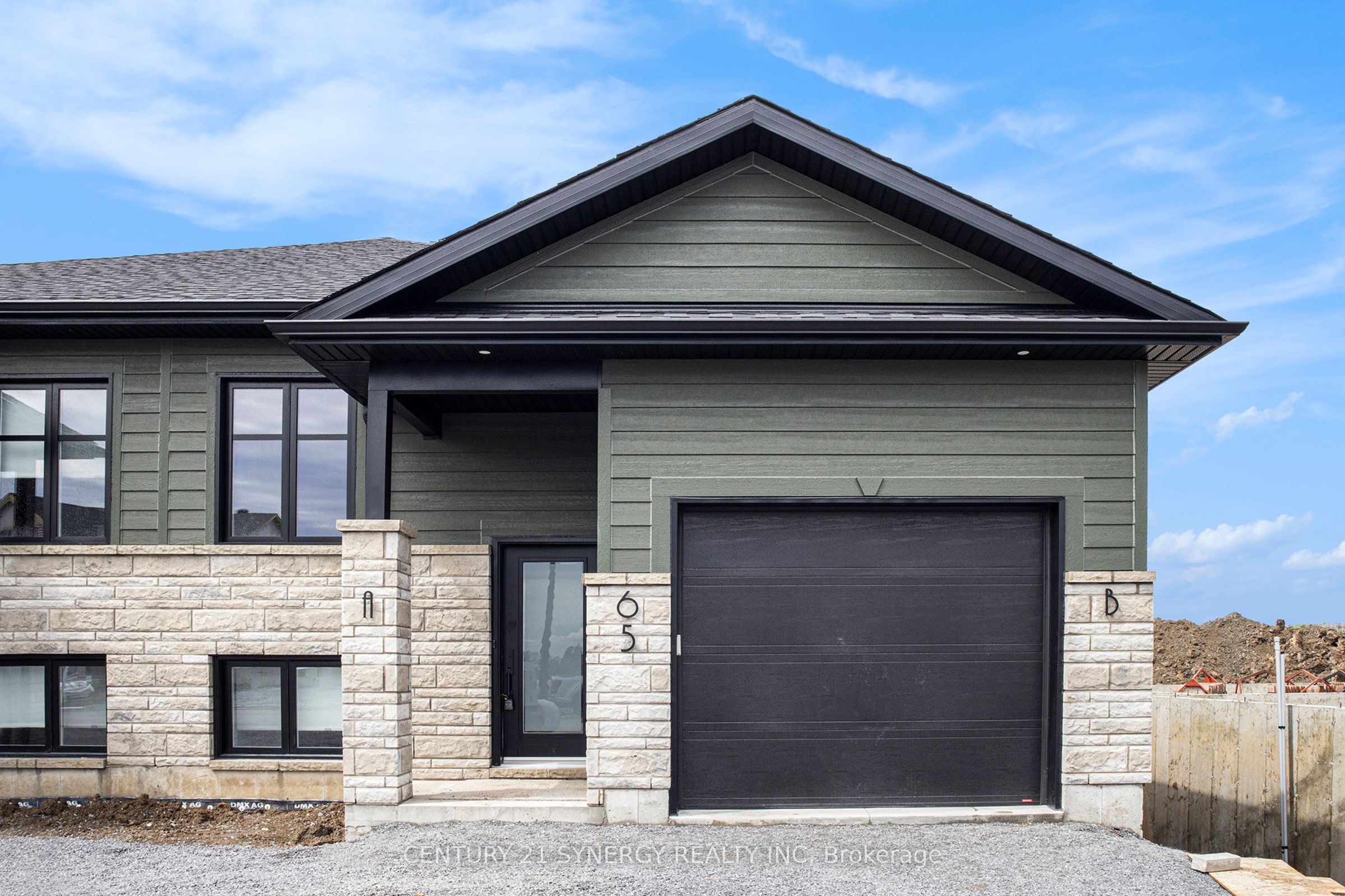 65 Helen Street A, North Stormont, ON K0A 1R0