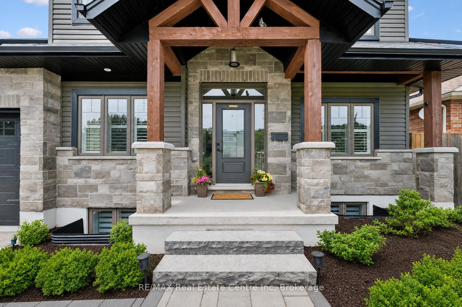 10 Craighead Drive, Centre Wellington, ON N1M 2Z2 photo 2